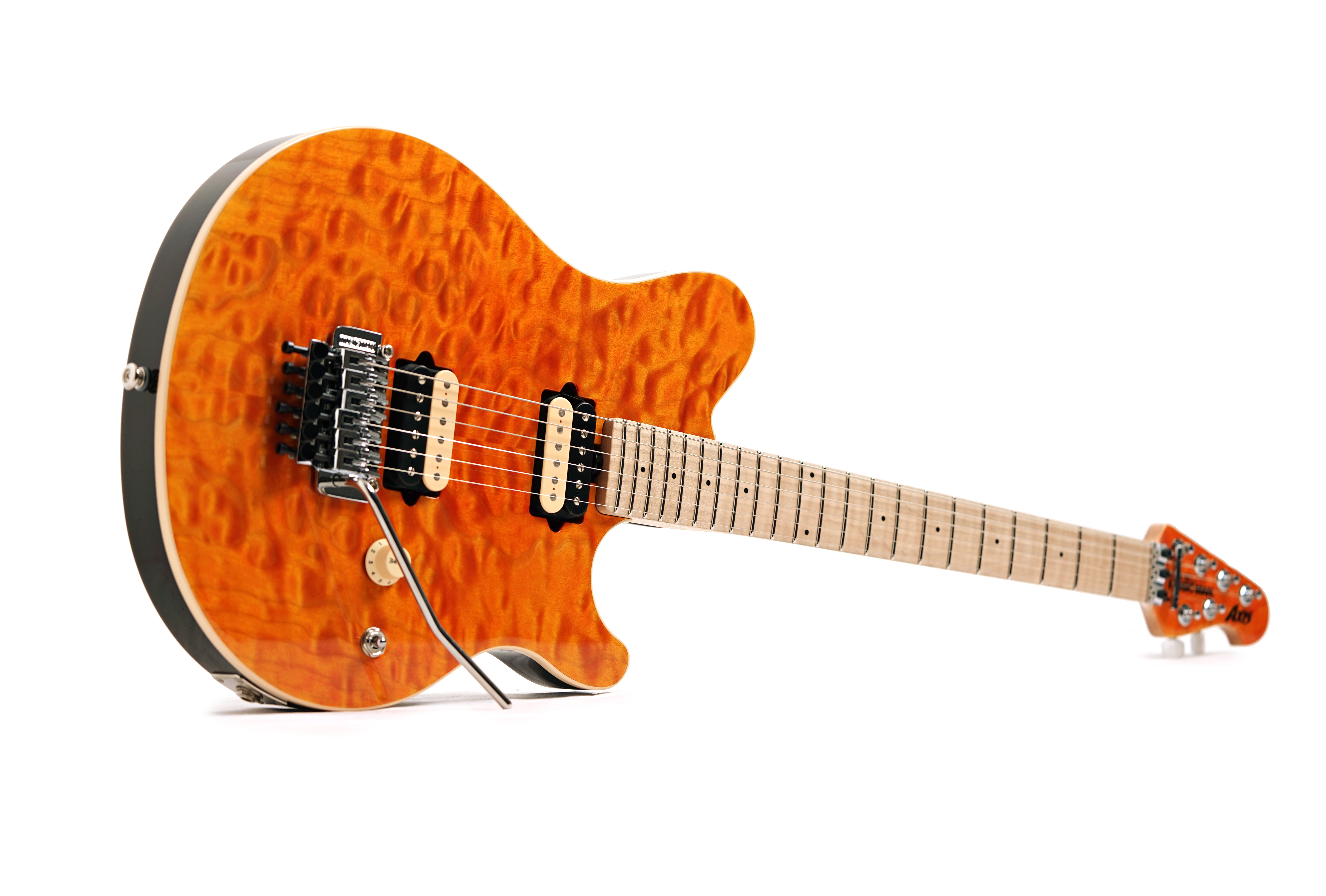 Music Man 30th Anniversary Axis Translucent Gold Quilt / Black Gold Sparkle Back #H10879