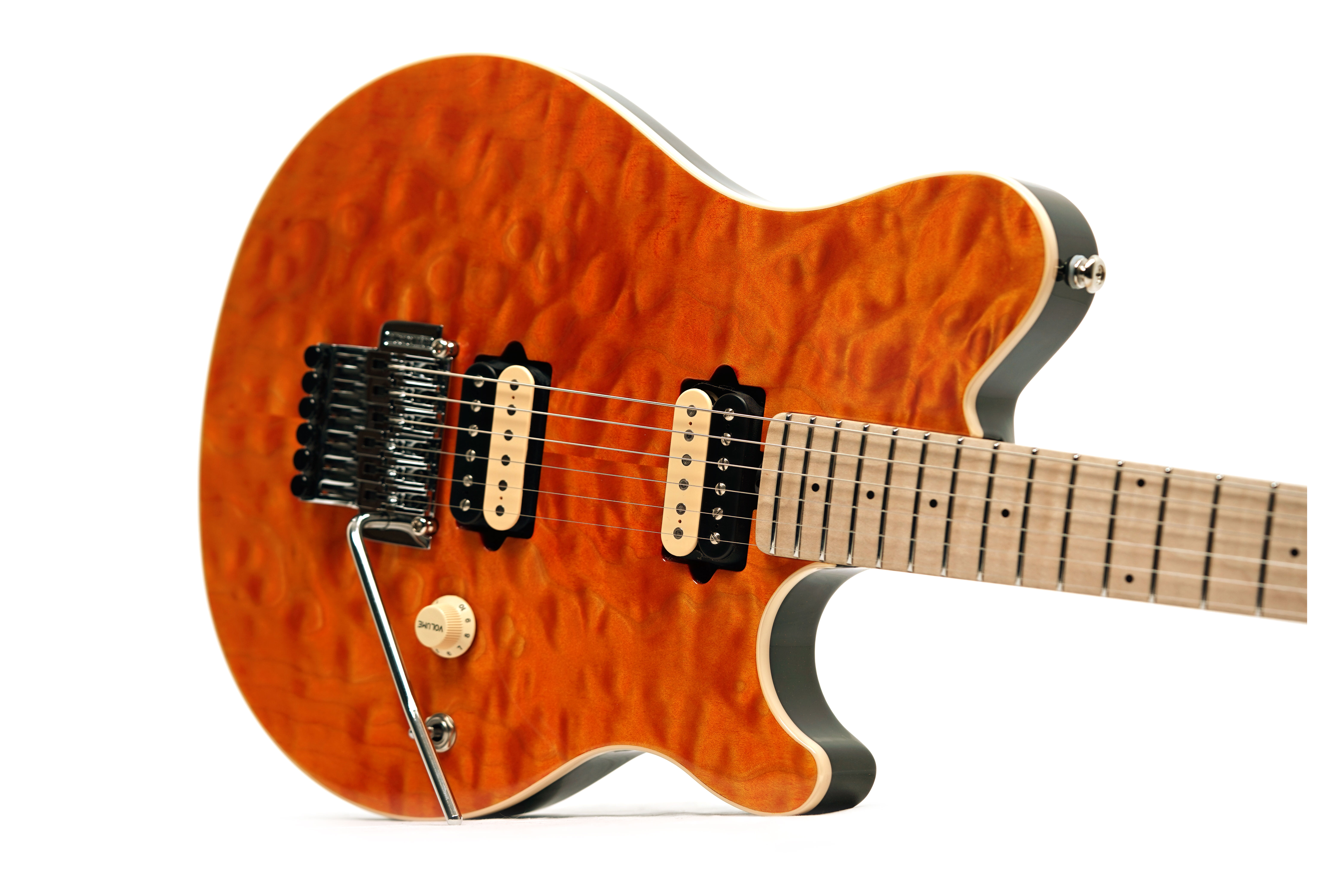 Music Man 30th Anniversary Axis Translucent Gold Quilt / Black Gold Sparkle Back #H10879