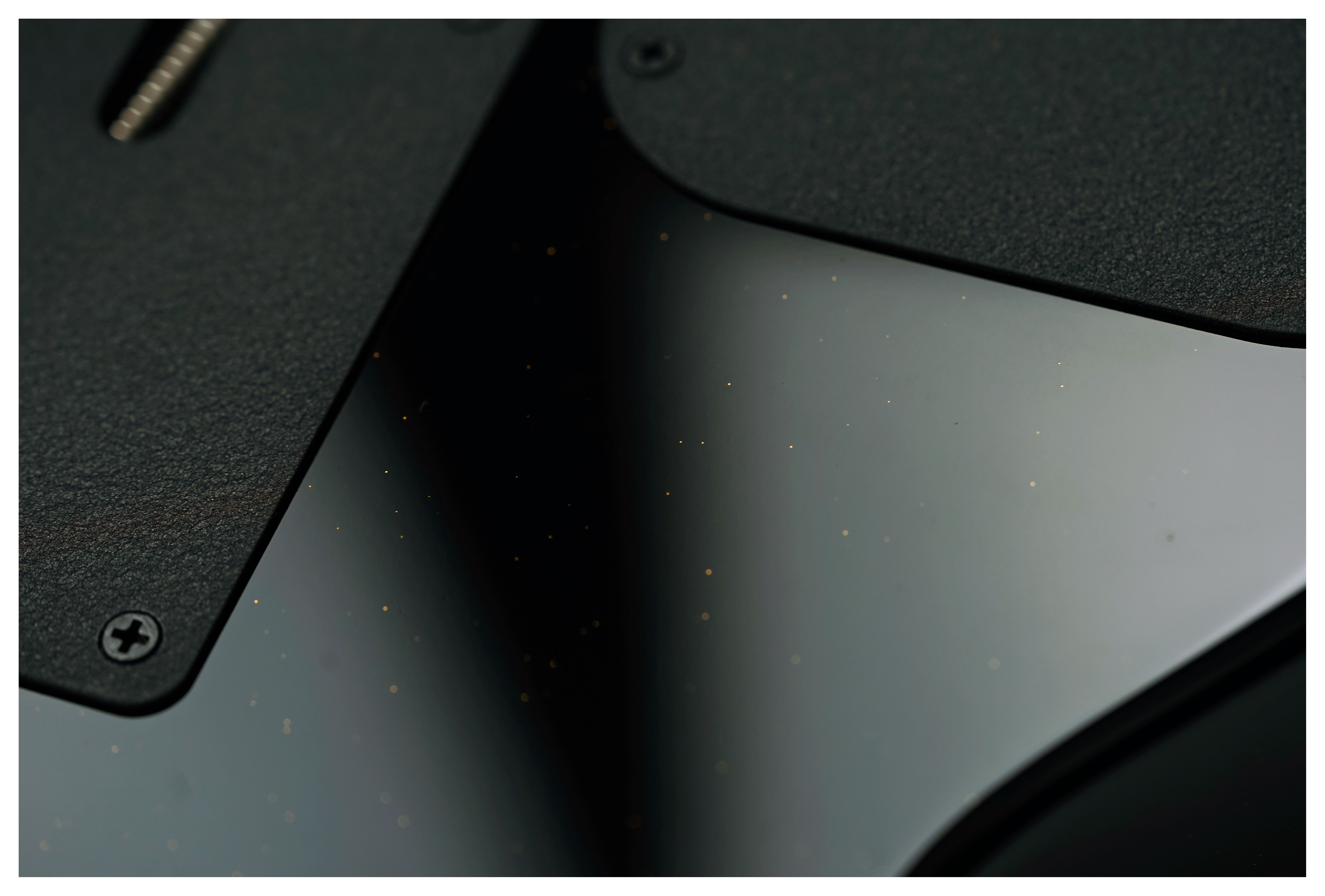 Music Man 30th Anniversary Axis Translucent Gold Quilt / Black Gold Sparkle Back #H10879