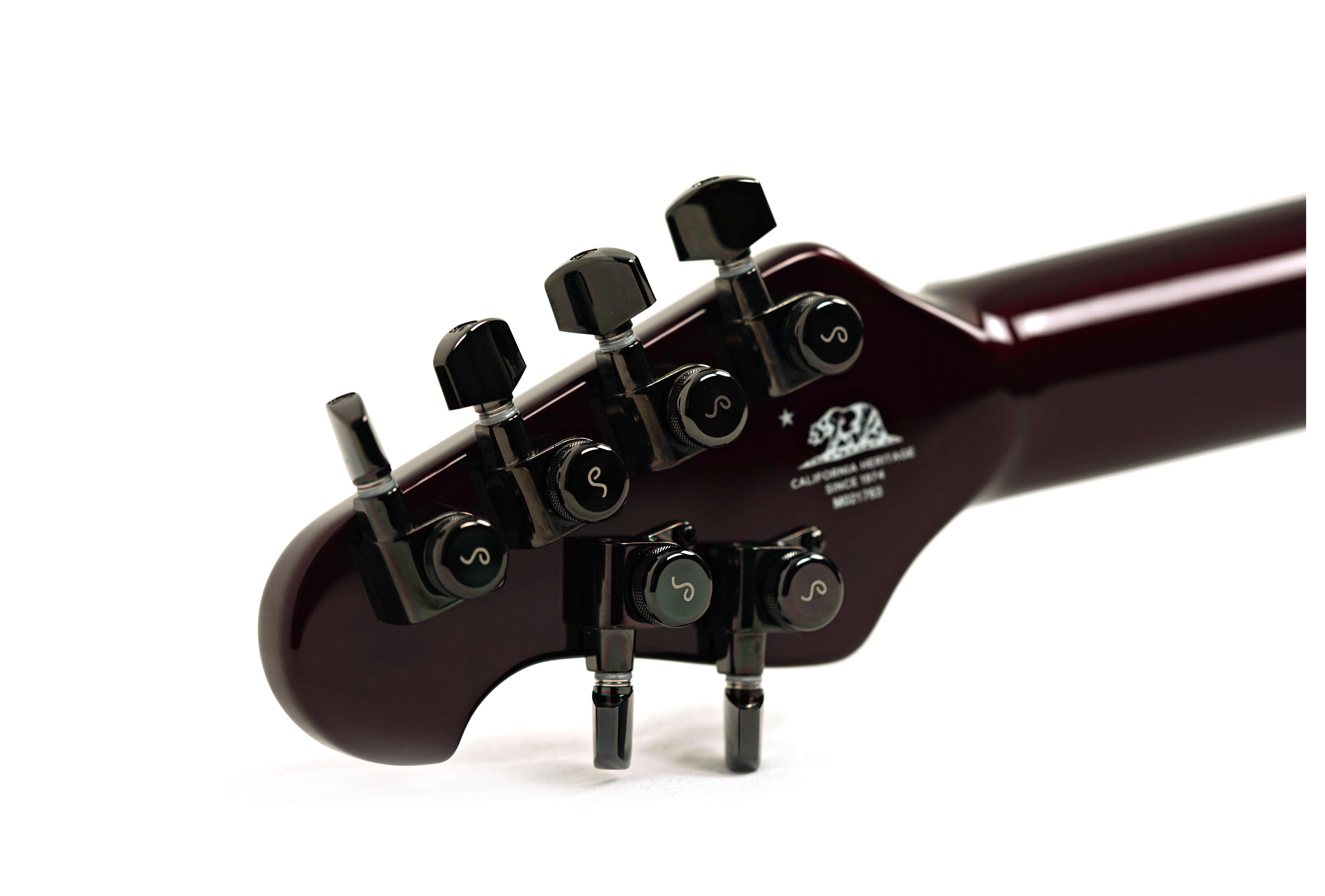 Music Man Majesty Premium Select 6 Carnelian Red #M021763