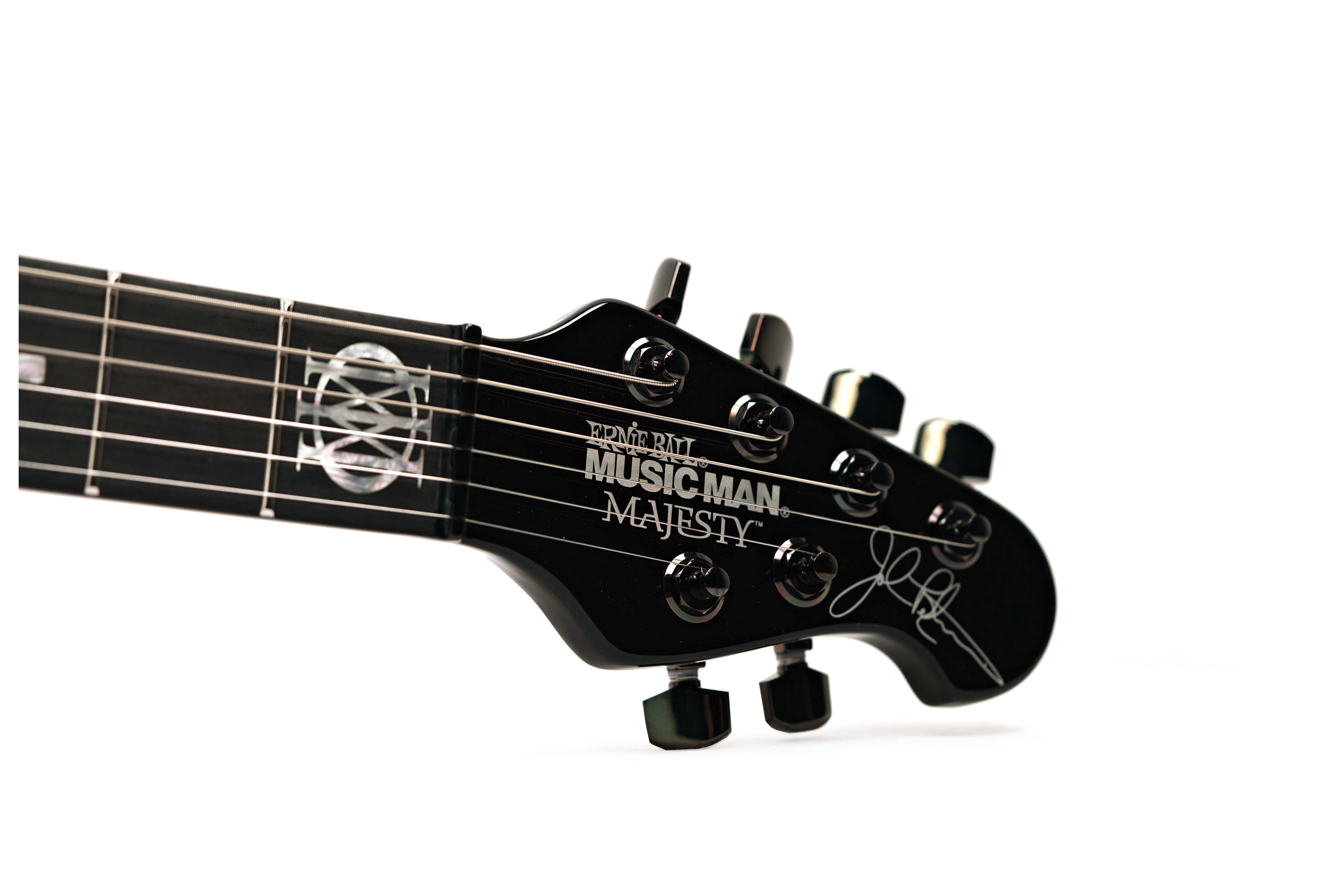 Music Man Majesty  Premium Select 6 Strawberry Moon #M021810