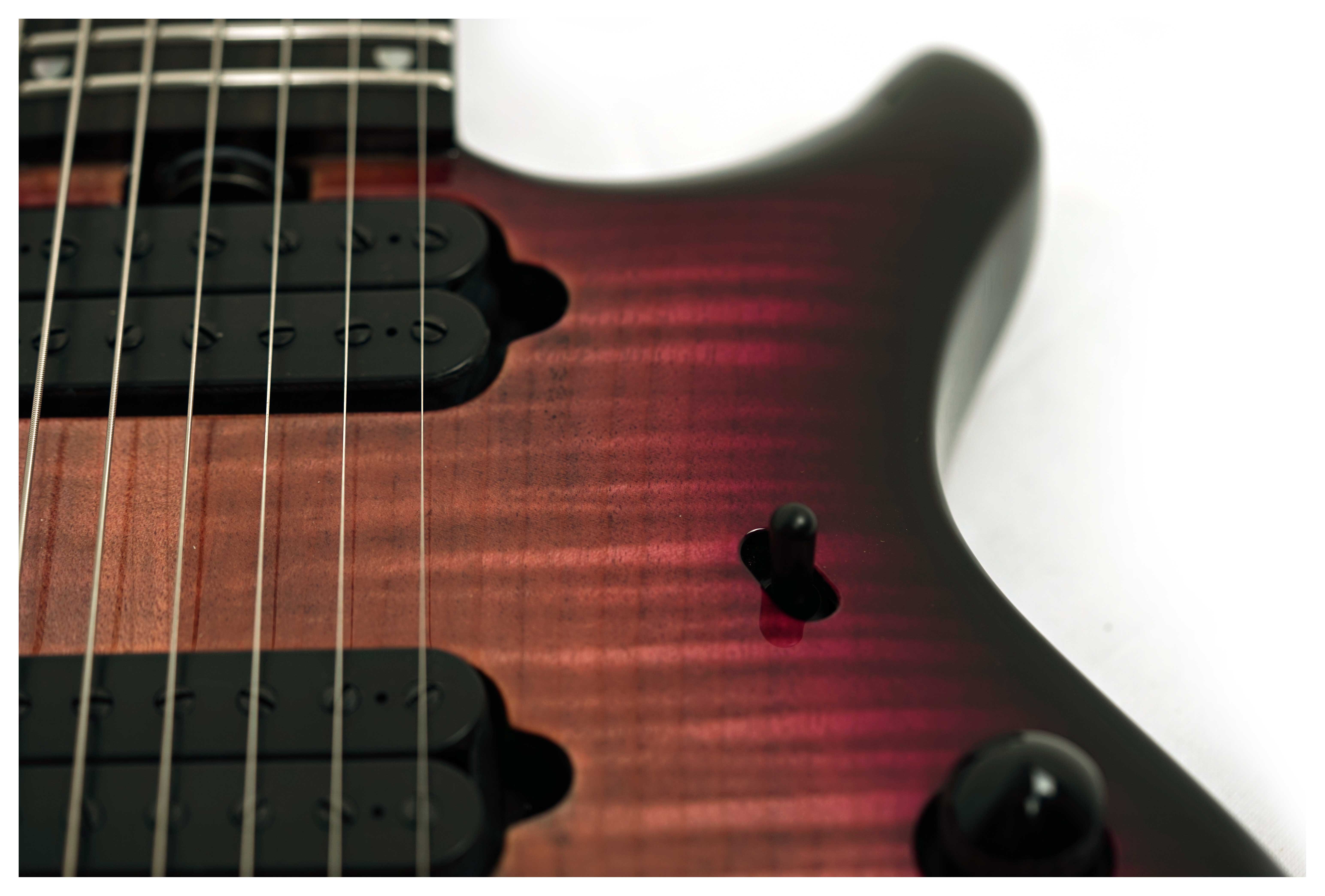 Music Man Majesty Premium Select 7 Strawberry Moon #M021793