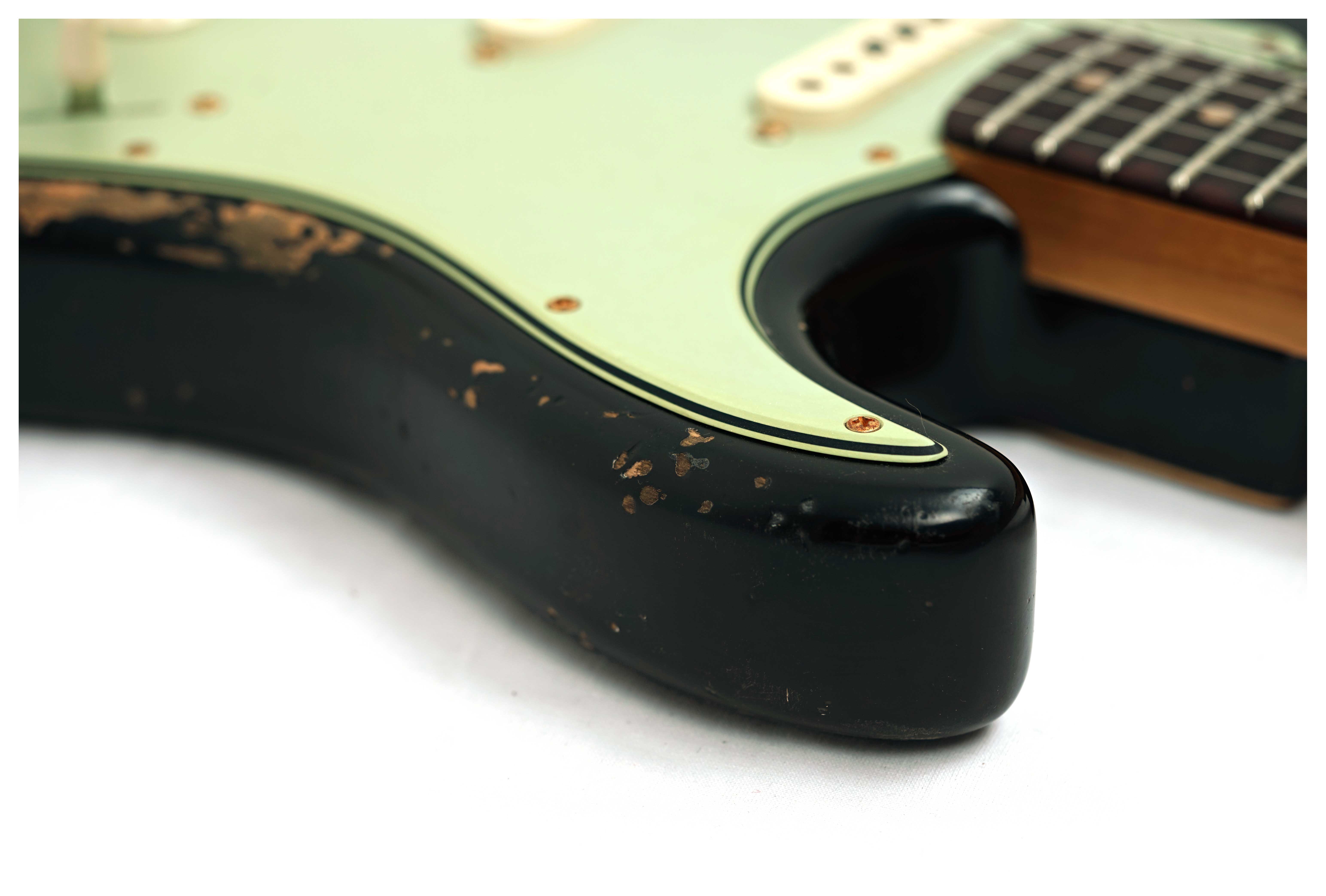Fender Custom Shop 1961 Stratocaster Heavy Relic Black Gold Hardware #R148660