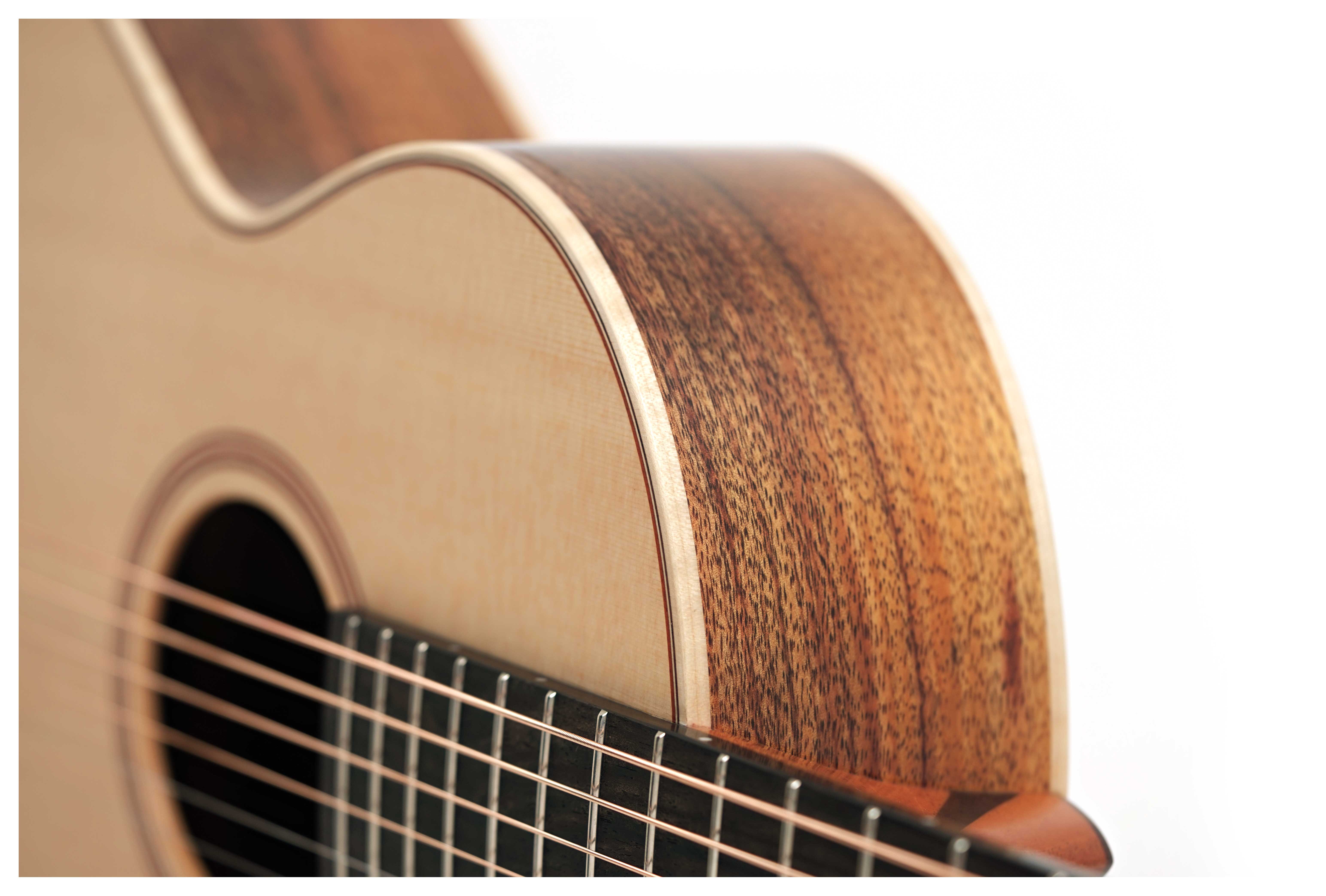 Lowden WL34 12-Fret Wee Lowden Sitka Spruce/Koa