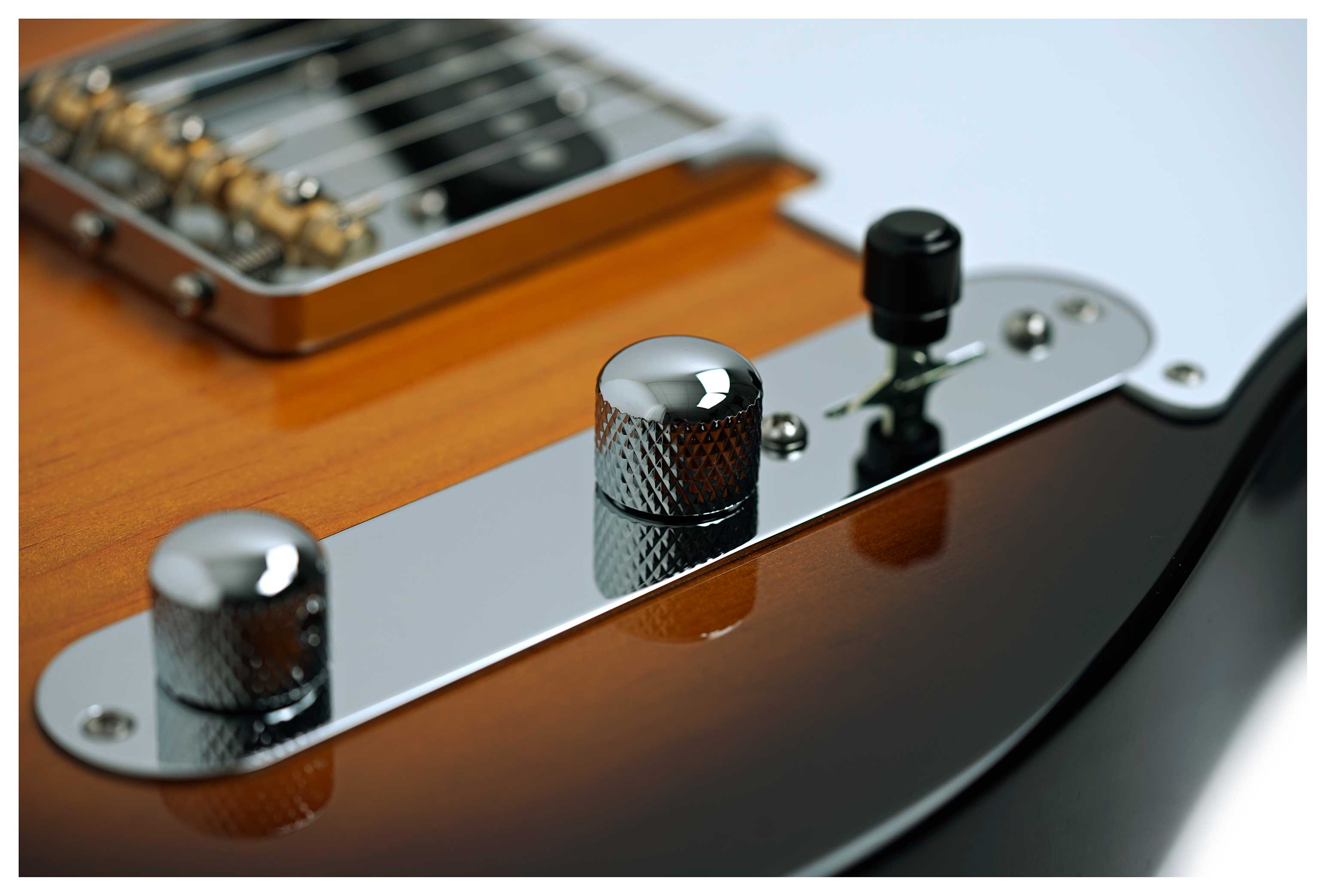 Suhr Classic T Roasted Pine Limited Edition 2 Tone Tobacco Burst Roasted Maple Fingerboard #94012