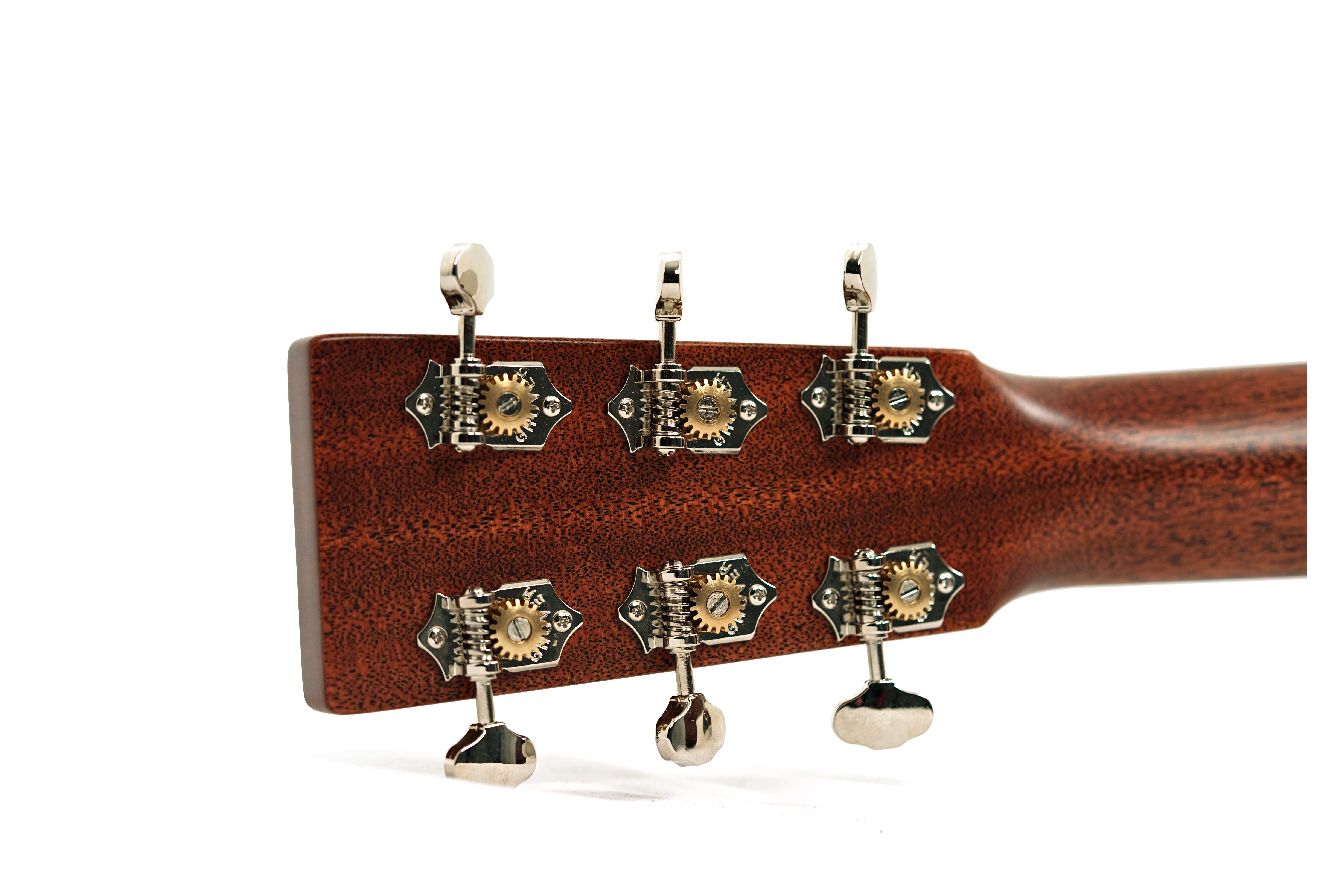 Martin Custom Shop 0-18 14 Fret Solid Headstock