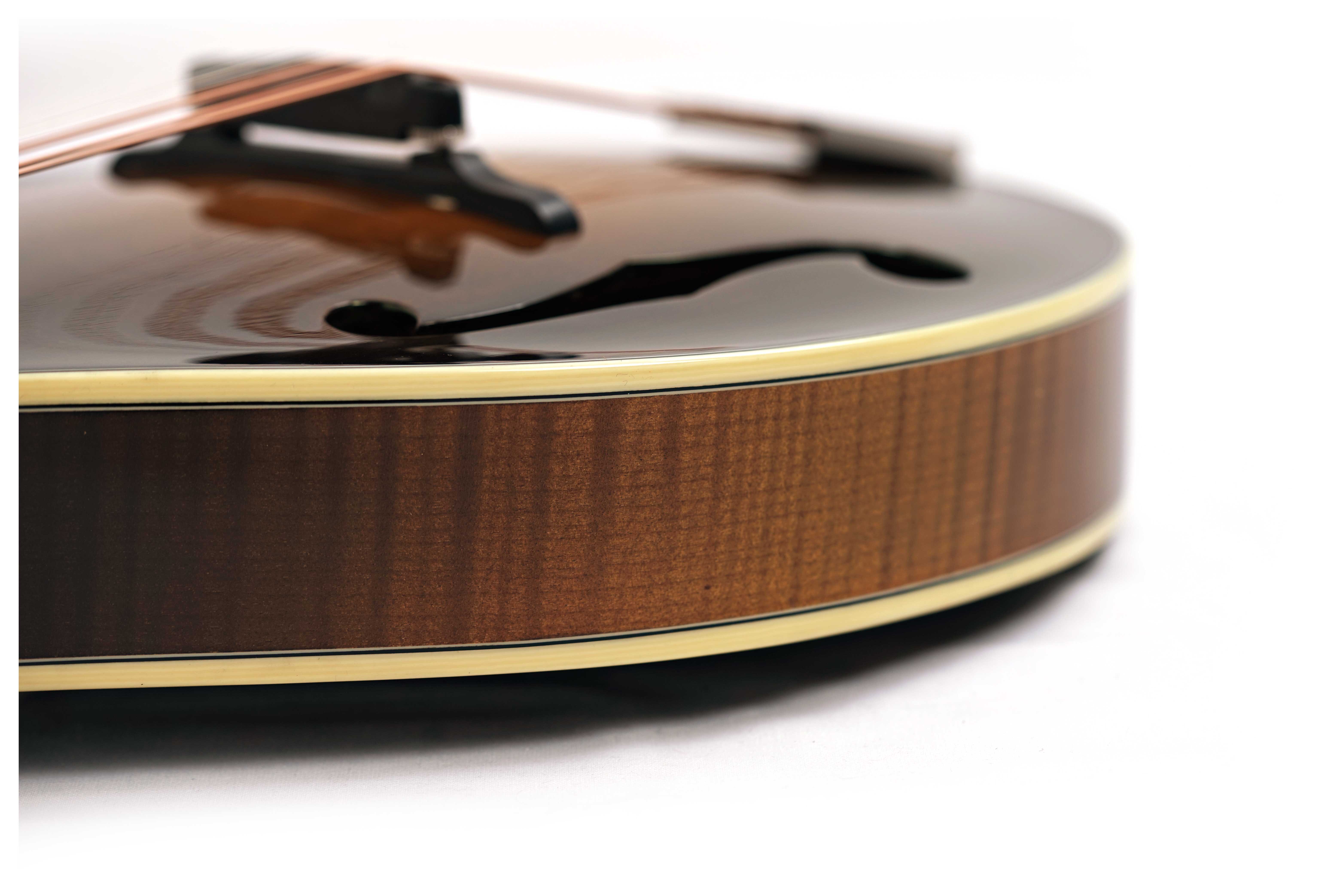 Bourgeois A-style M5-A-SB Sunburst #M2601113