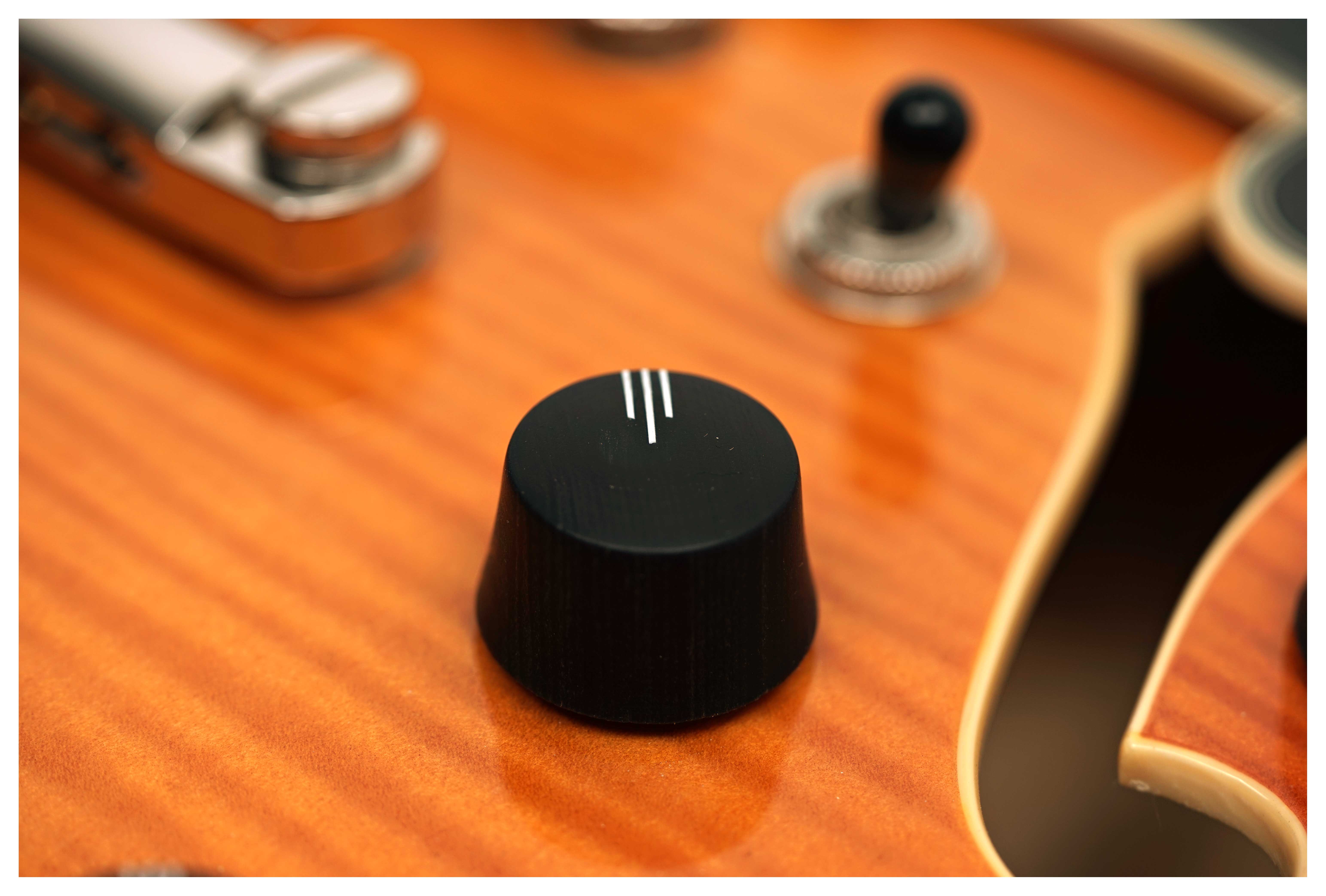 D'Angelico Premier DC Mini XT Honey Burst