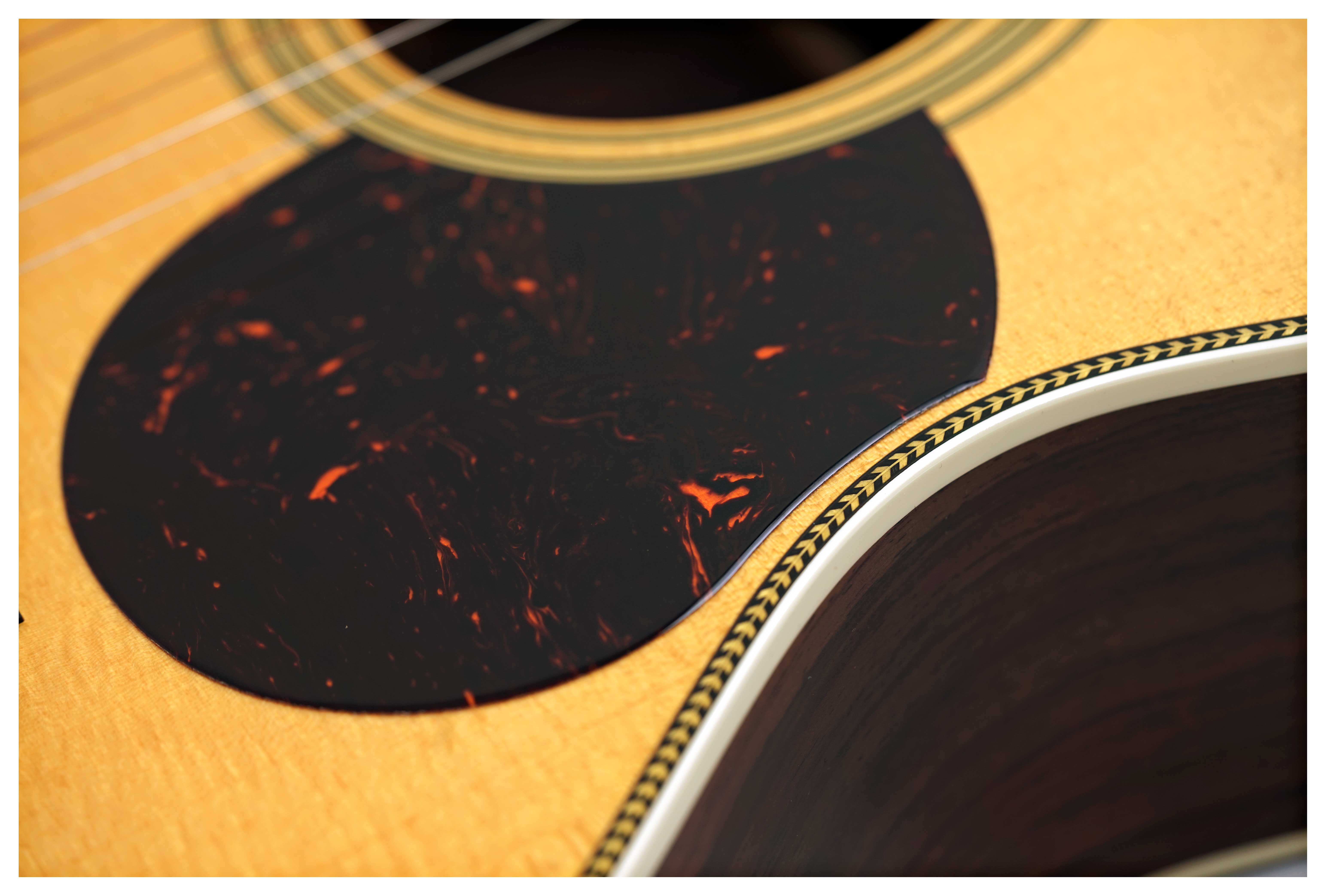 Martin 000-28 Shawn Mendes Limited Edition Numbered and Signed #3020240