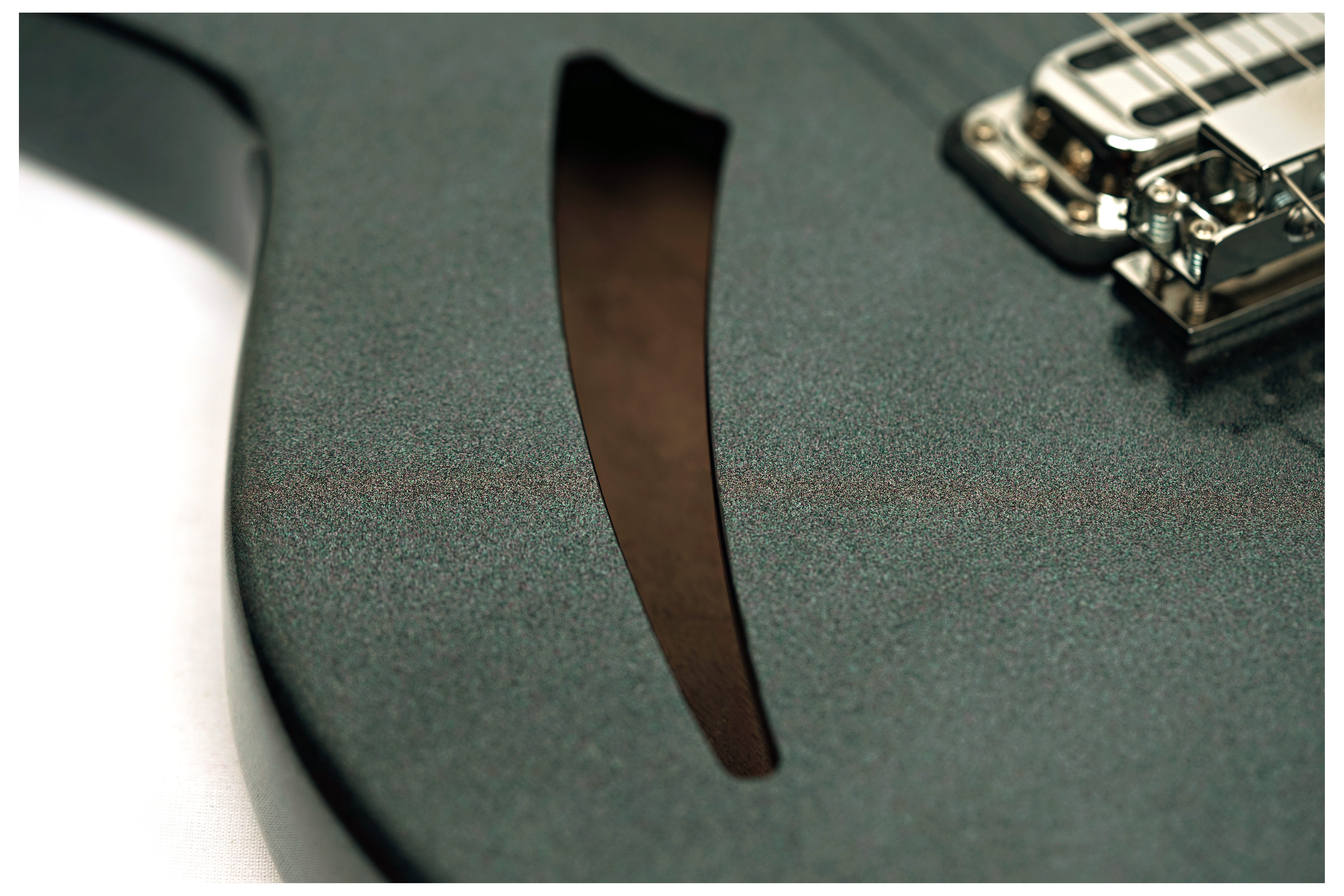 Rickenbacker 330 Jetglo Pearlstar Walnut #2622746