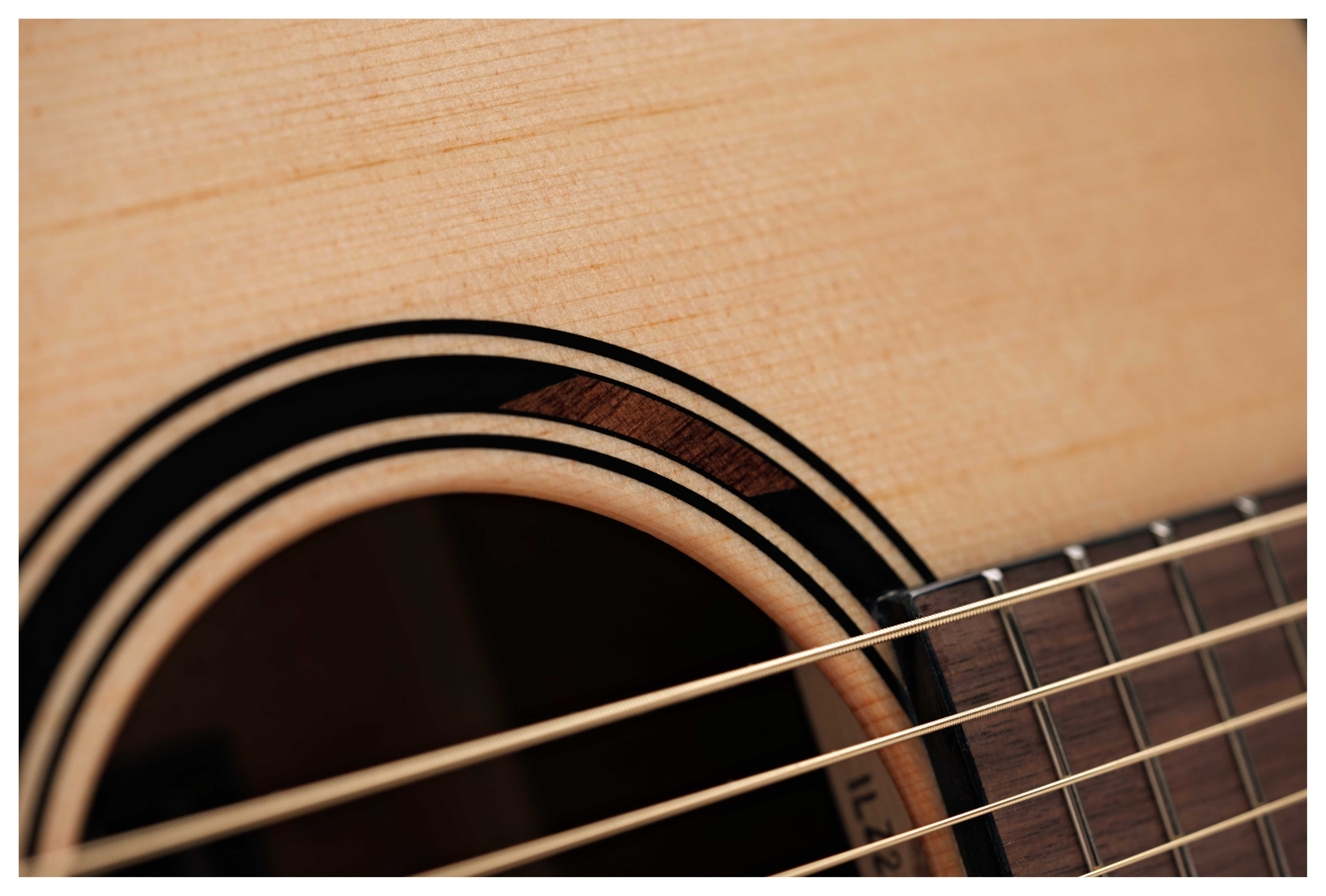 Yamaha TAG1E Transacoustic Natural