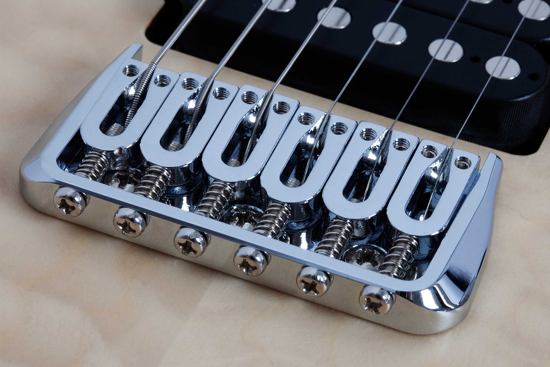 Schecter Omen Extreme-II Natural Gold Rush