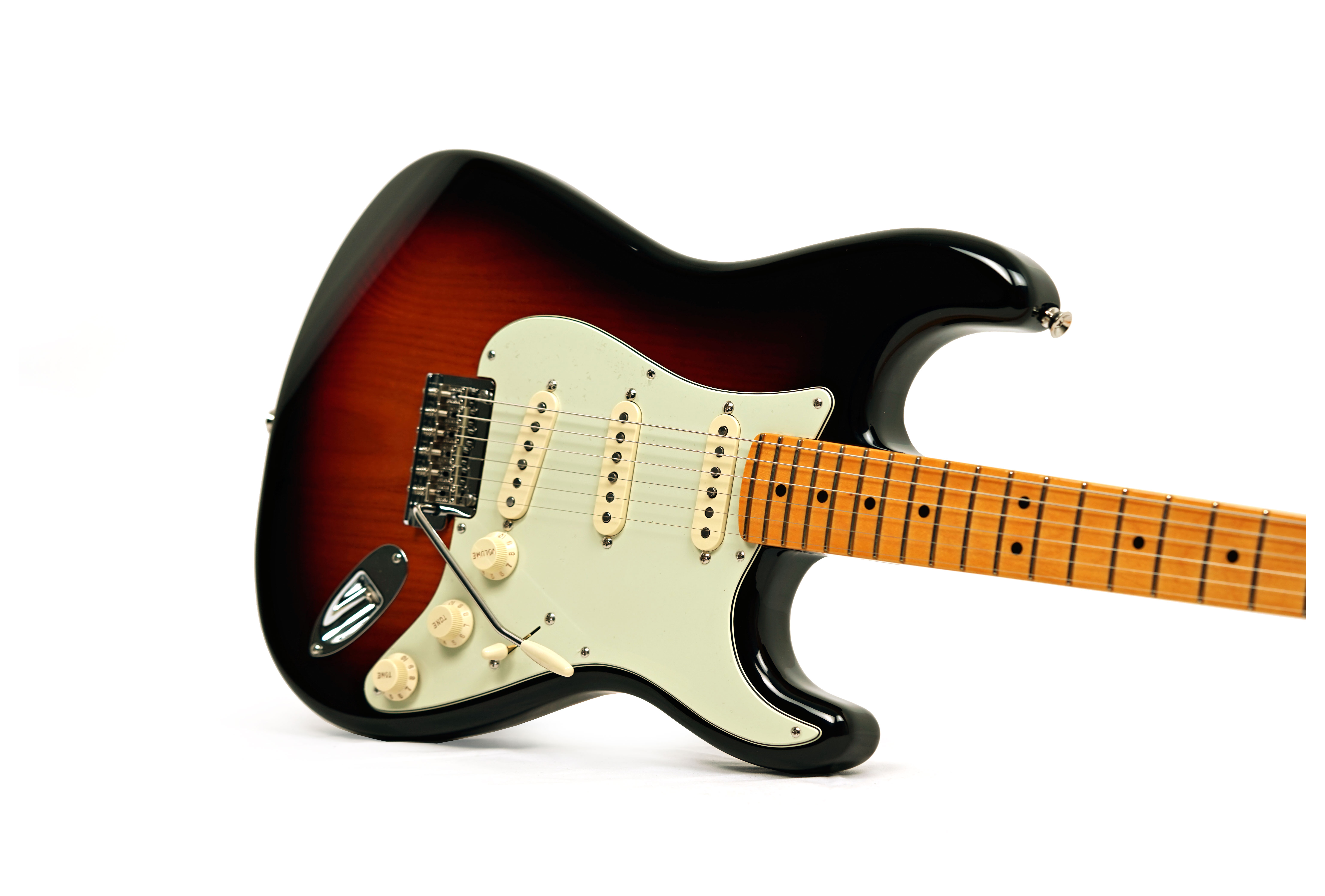 Fender FSR American Professional II Stratocaster V 3-Tone Sunburst Maple Fingerboard #US26026219