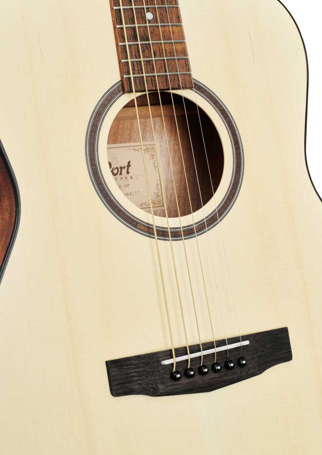 Cort AF550 Open Pore