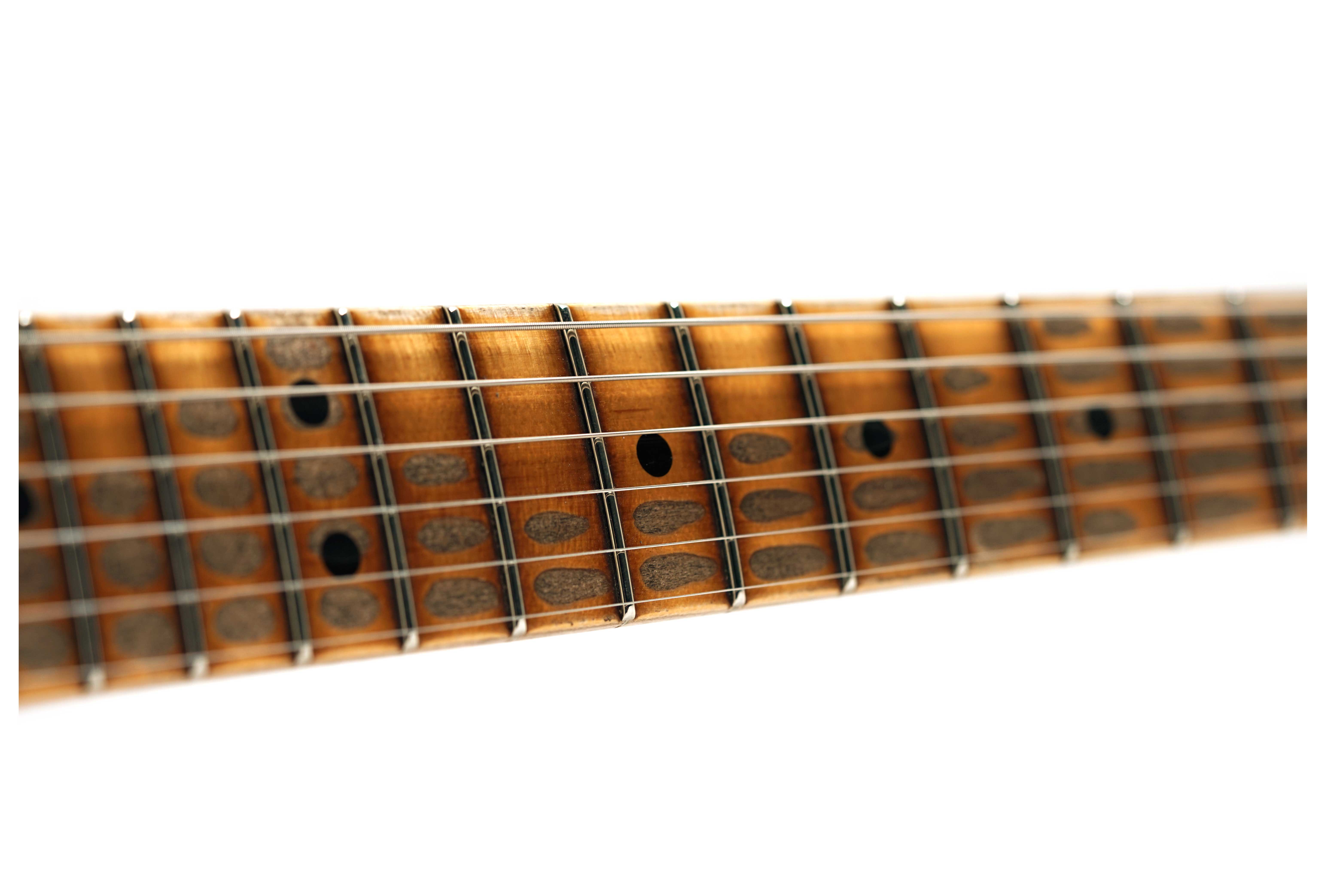 Fender Custom Shop Limited Edition Telecaster Custom Super Heavy Relic Aged Vintage White Over Black #R00421