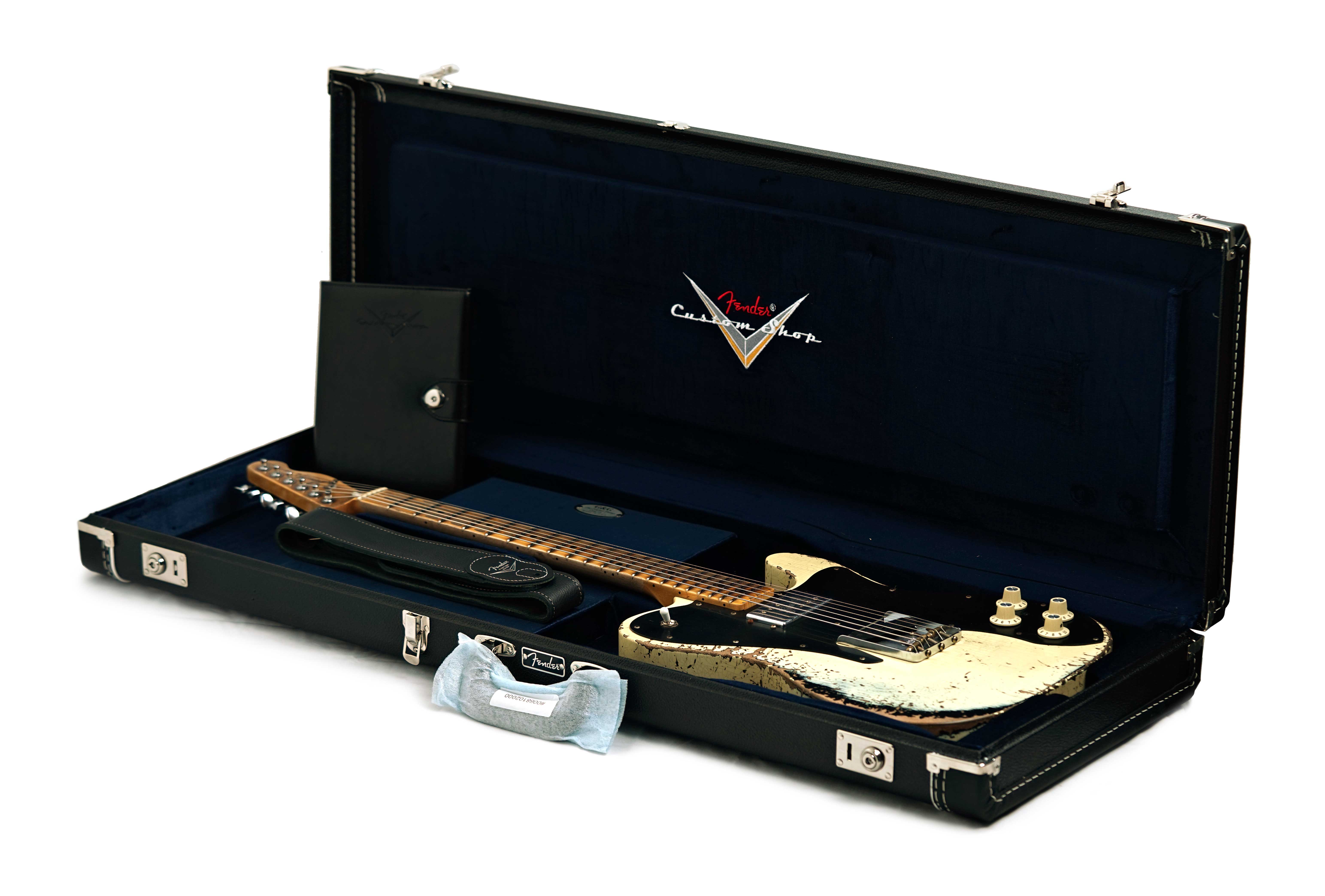 Fender Custom Shop Limited Edition Telecaster Custom Super Heavy Relic Aged Vintage White Over Black #R00421