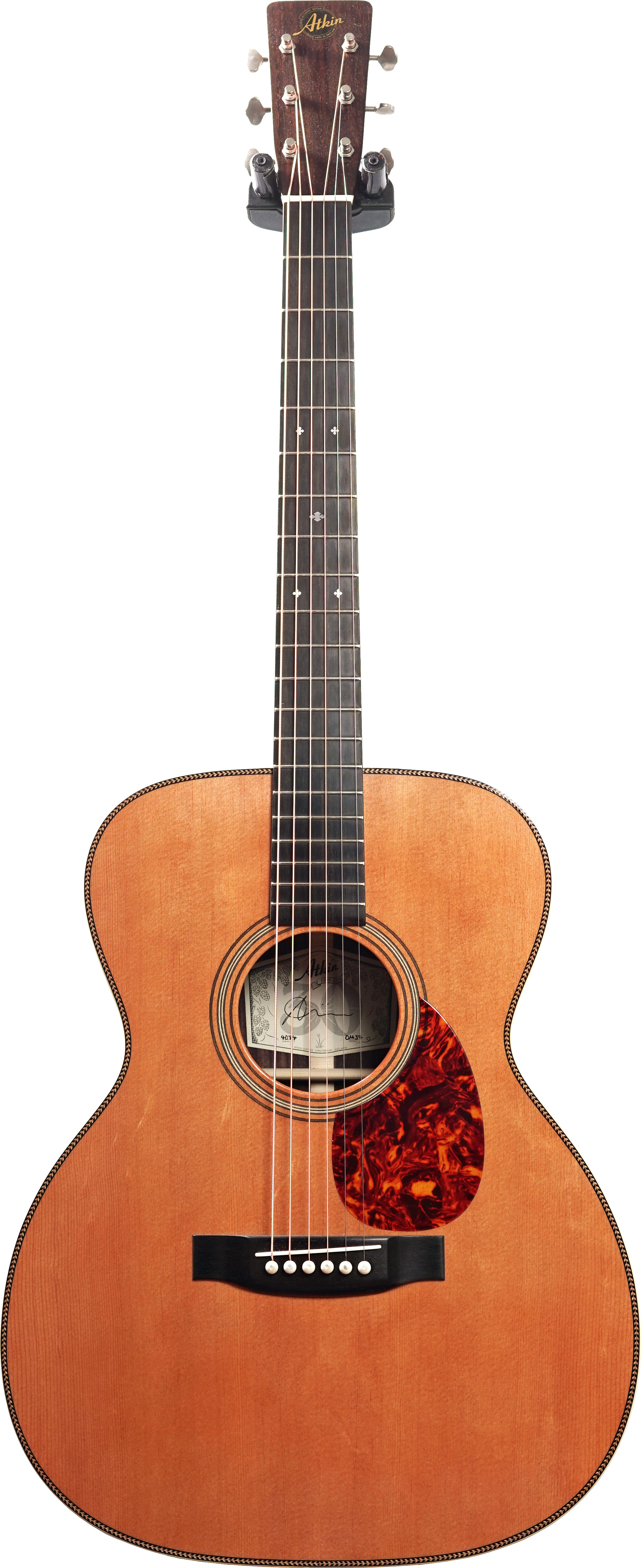 Atkin OM37 Medium Aged Pre-War V Neck 45mm Nut