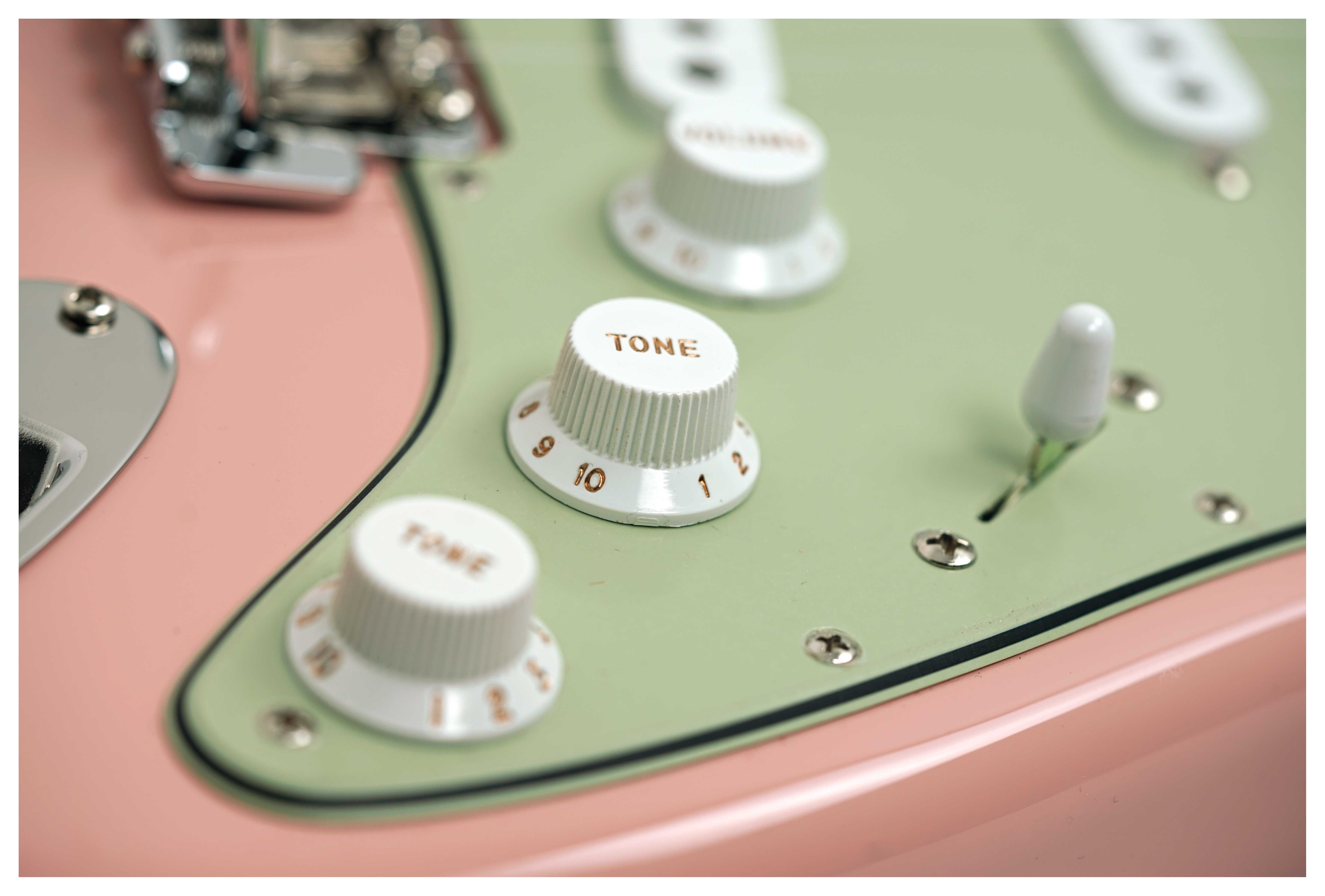 Fender Custom Shop 1963 Stratocaster NOS Shell Pink Rosewood Fingerboard #R128381
