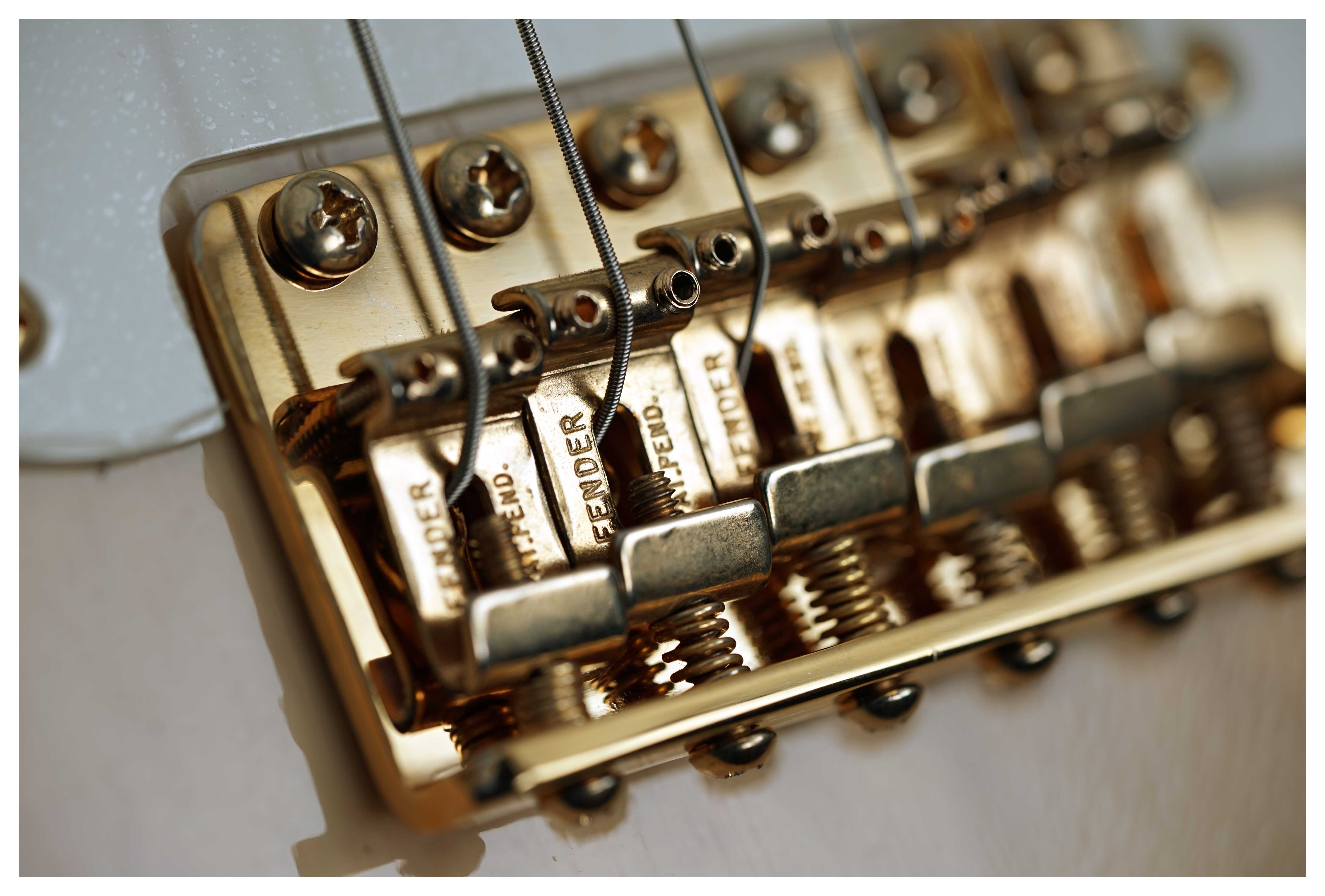 Fender Custom Shop Vintage Custom 1957 Stratocaster NOS Maple Fingerboard Aged White Blonde #R145029