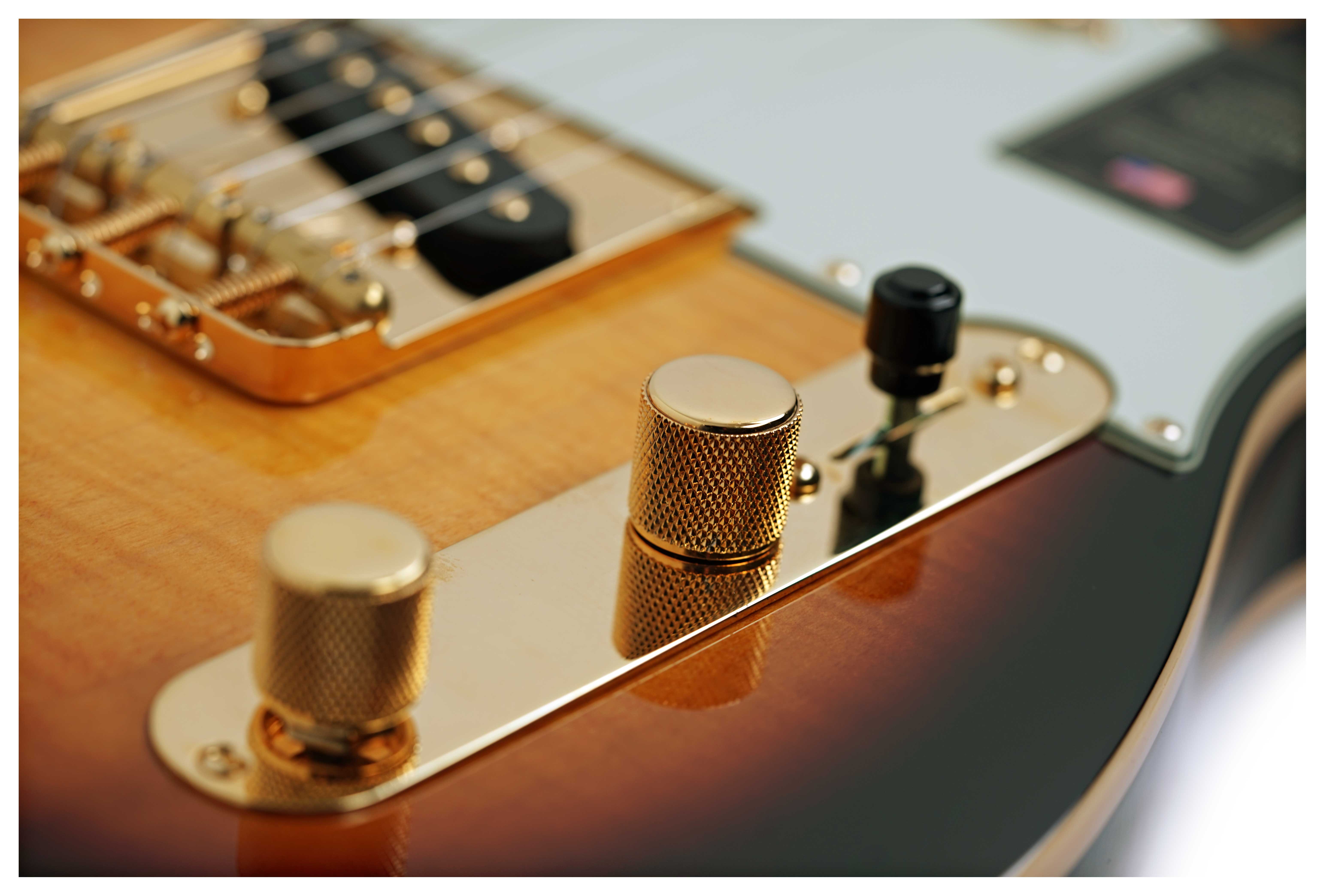 Fender 75th Anniversary American Professional II Custom Telecaster 2 Colour Sunburst Maple Fingerboard #US25111976