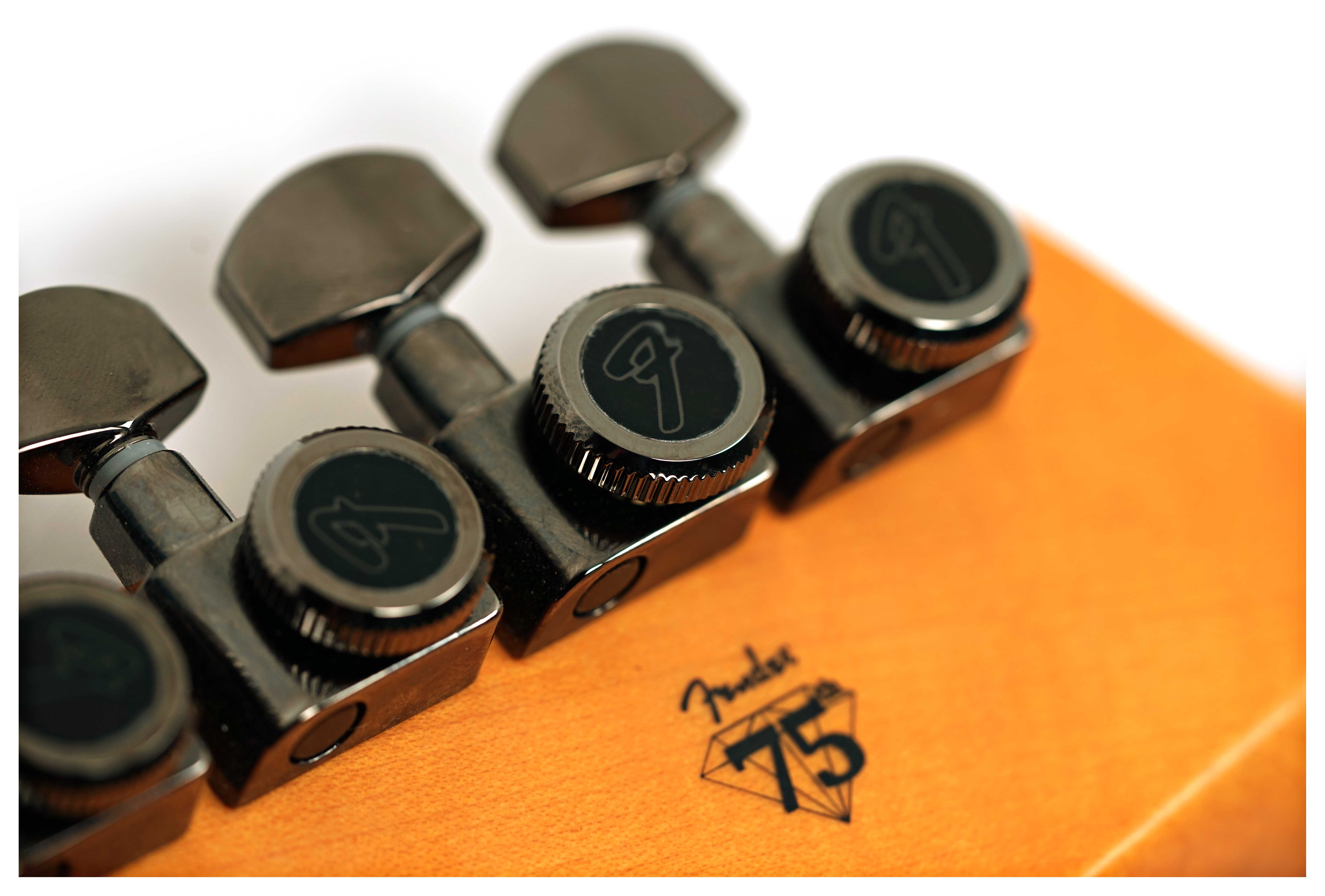 Fender 75th Anniversary American Ultra II Telecaster Liquid Gold Ebony Fingerboard #US25020337