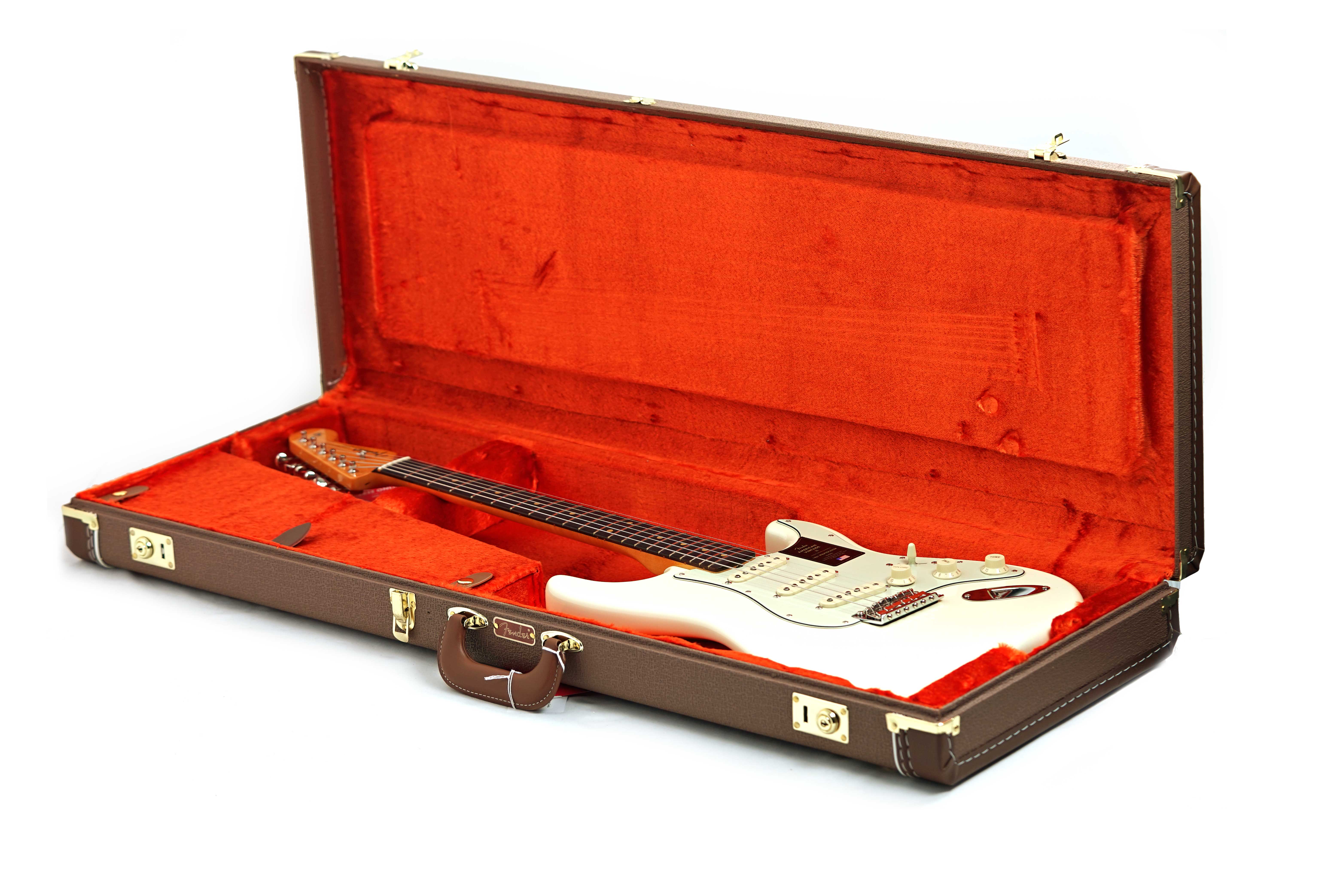 Fender American Vintage II 1961 Stratocaster Rosewood Fingerboard Olympic White #v2447668