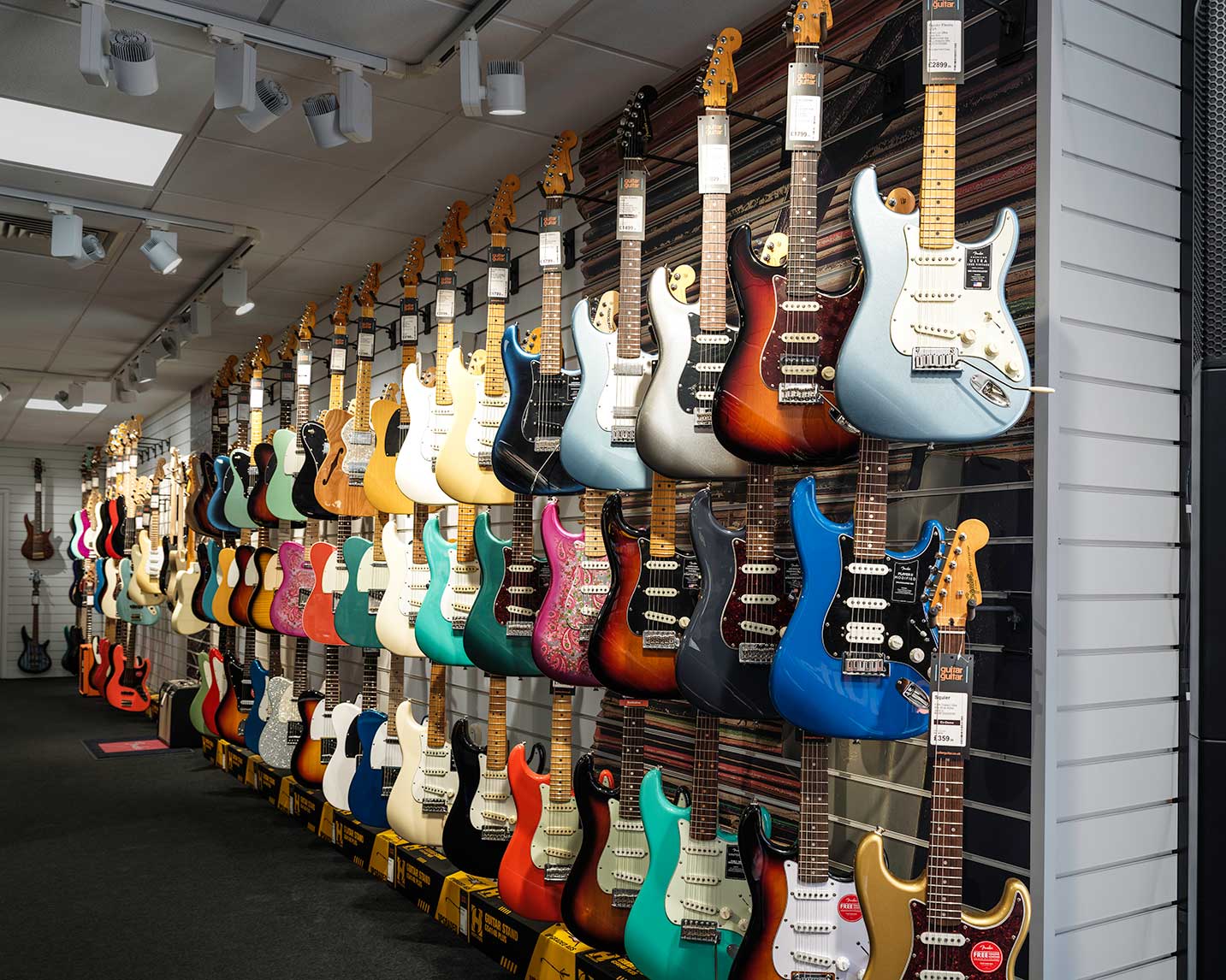 guitarguitar Camden