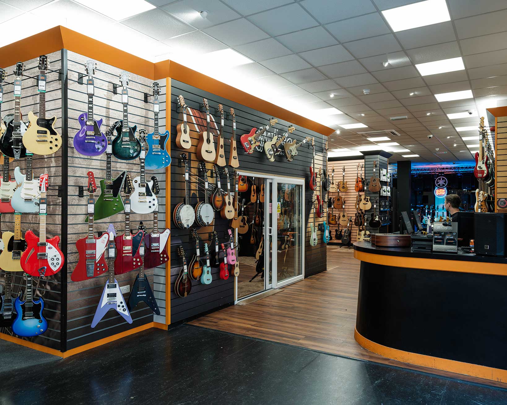 guitarguitar Epsom