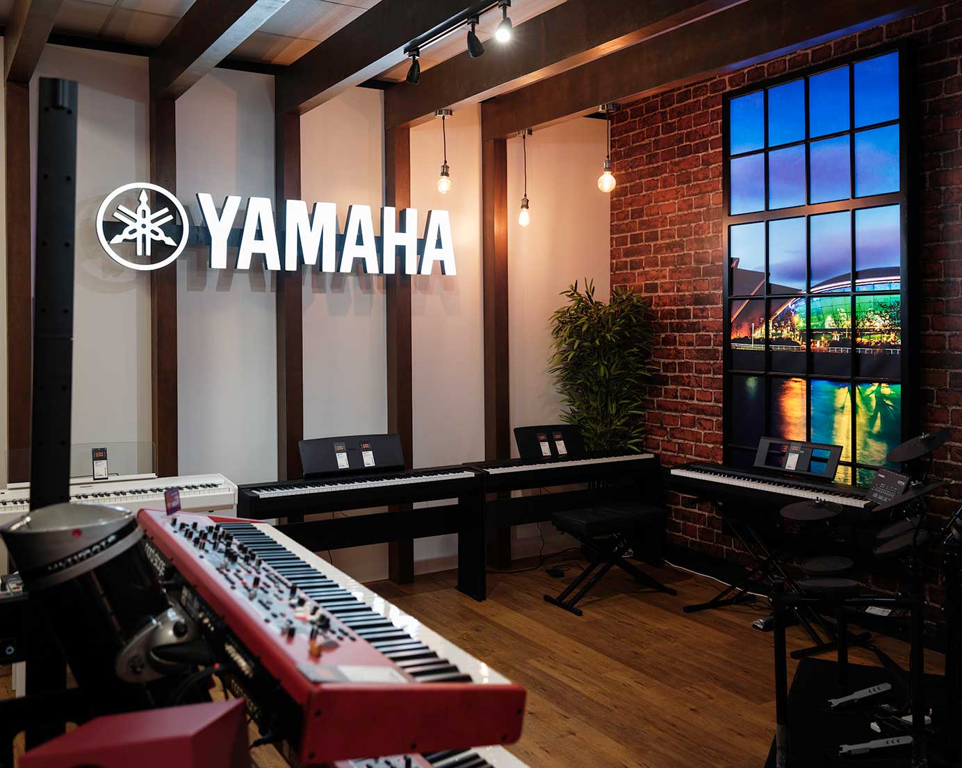 guitarguitar Yamaha Showroom