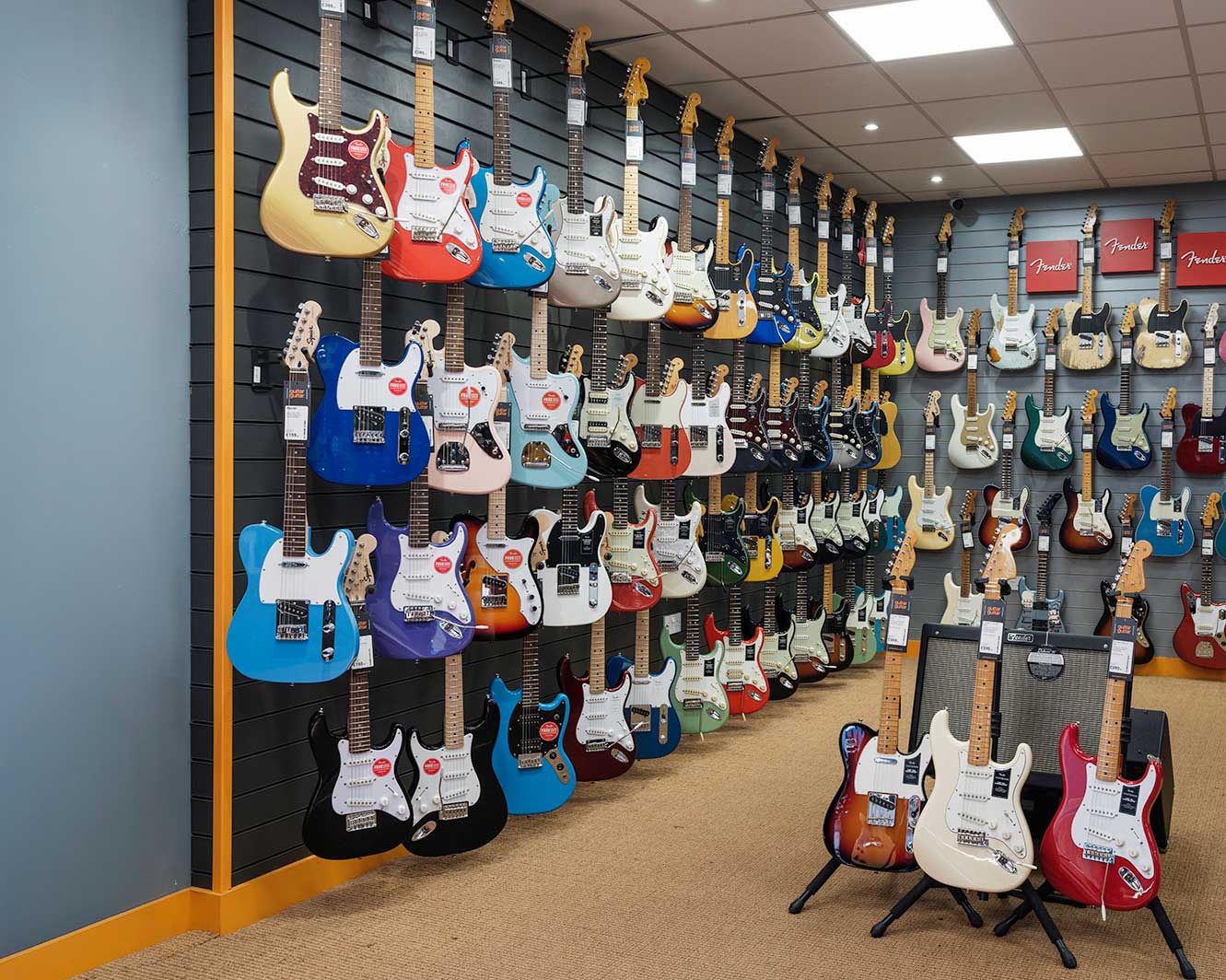 guitarguitar Newcastle store