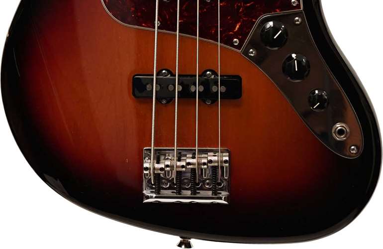 Fender 2014 American Standard Jazz Bass 3 Tone Sunburst (Pre-Owned) Fender 2014 American Standard Jazz Bass 3 Tone Sunburst (Pre-Owned)