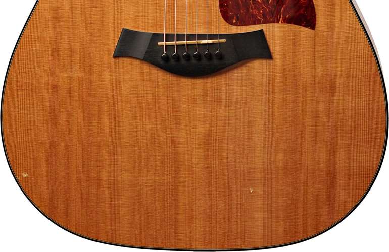 Taylor 2002 310 (Pre-Owned) Taylor 2002 310 (Pre-Owned)