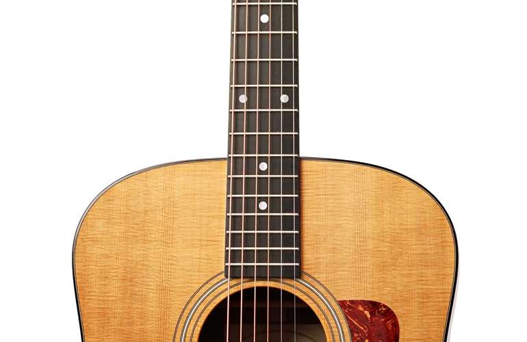 Taylor 2002 310 (Pre-Owned) Taylor 2002 310 (Pre-Owned)
