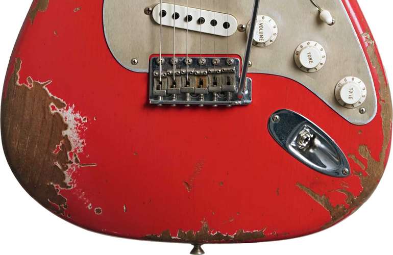 Fender Custom Shop 2017 Limited Edition Heavy Relic 59 Stratocaster Roasted Fiesta Red Rosewood Fingerboard (Pre-Owned) Fender Custom Shop 2017 Limited Edition Heavy Relic 59 Stratocaster Roasted Fiesta Red Rosewood Fingerboard (Pre-Owned)