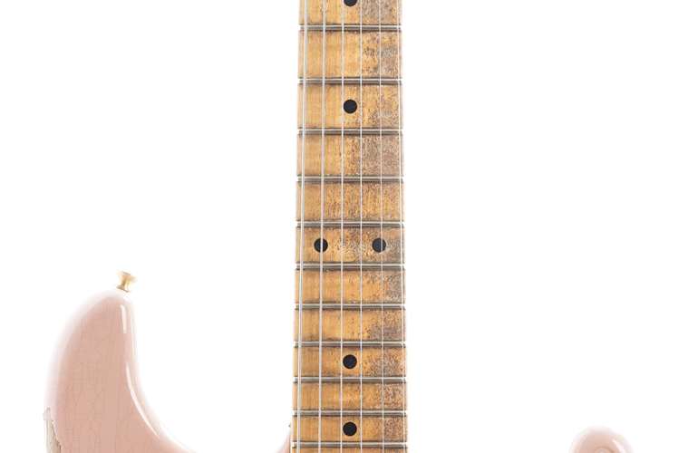Fender Custom Shop 62 Poblano Stratocaster Relic Aged Dirty Shell Pink Master Built by Andy Hicks (Pre-Owned) Fender Custom Shop 62 Poblano Stratocaster Relic Aged Dirty Shell Pink Master Built by Andy Hicks (Pre-Owned)