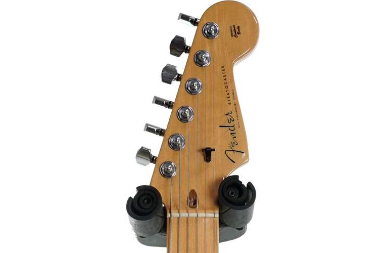Fender Custom Shop 2001 Classic Player Stratocaster V Neck 3 Tone Sunburst Maple Fingerboard (Pre-Owned) Fender Custom Shop 2001 Classic Player Stratocaster V Neck 3 Tone Sunburst Maple Fingerboard (Pre-Owned)