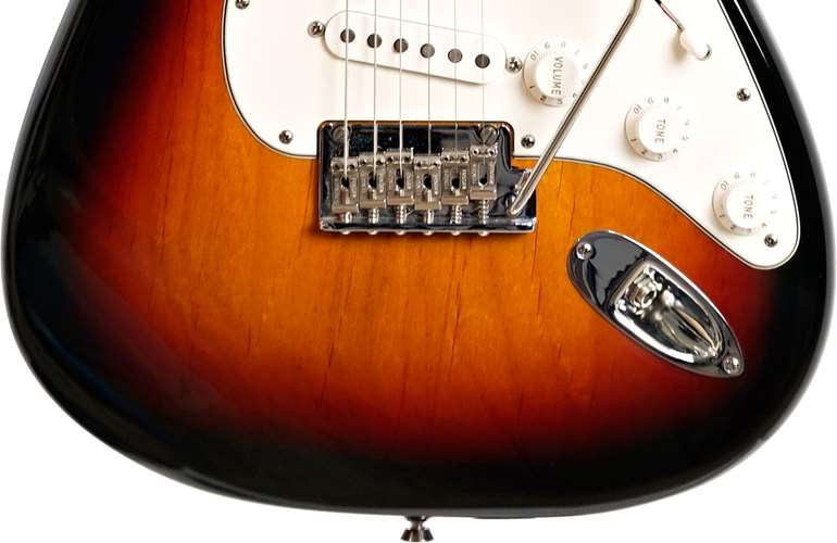 Fender 2008 American Standard Stratocaster 3 Tone Sunburst Maple Fingerboard (Pre-Owned) Fender 2008 American Standard Stratocaster 3 Tone Sunburst Maple Fingerboard (Pre-Owned)