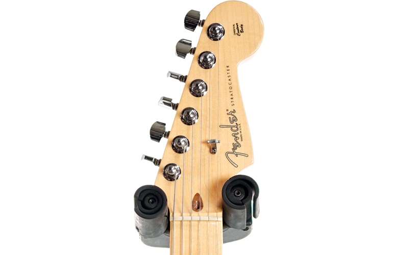 Fender 2008 American Standard Stratocaster 3 Tone Sunburst Maple Fingerboard (Pre-Owned) Fender 2008 American Standard Stratocaster 3 Tone Sunburst Maple Fingerboard (Pre-Owned)