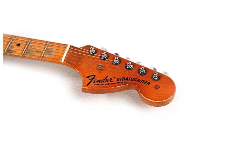 Fender Custom Shop '69 Stratocaster Relic Black Over Purple Paisley Maple Fingerboard Masterbuilt by Dale Wilson (Pre-Owned)  Fender Custom Shop '69 Stratocaster Relic Black Over Purple Paisley Maple Fingerboard Masterbuilt by Dale Wilson (Pre-Owned)