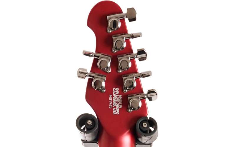 Music Man Majesty 7 Ferrari Red (Pre-Owned) Music Man Majesty 7 Ferrari Red (Pre-Owned)