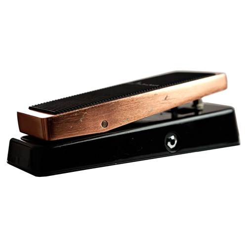Dunlop JB95 Joe Bonamassa Signature Cry Baby Wah Pedal (Pre-Owned) Dunlop JB95 Joe Bonamassa Signature Cry Baby Wah Pedal (Pre-Owned)