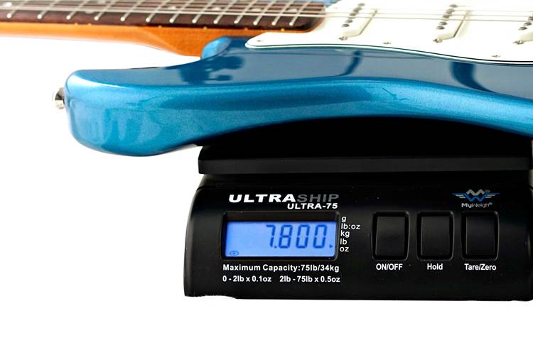 Squier Classic Vibe 60s Stratocaster Lake Placid Blue Indian Laurel Fingerboard (Pre-Owned) Squier Classic Vibe 60s Stratocaster Lake Placid Blue Indian Laurel Fingerboard (Pre-Owned)