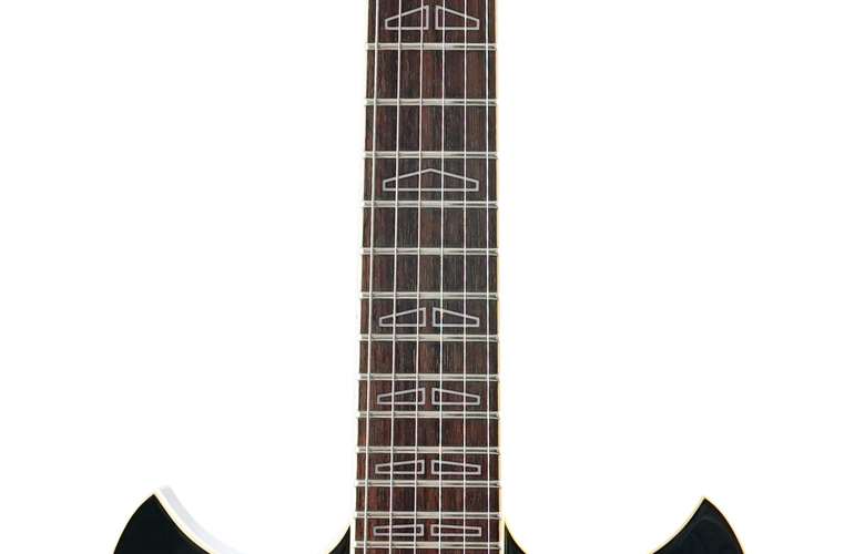 Yamaha SG1820ABL Black (Pre-Owned) Yamaha SG1820ABL Black (Pre-Owned)