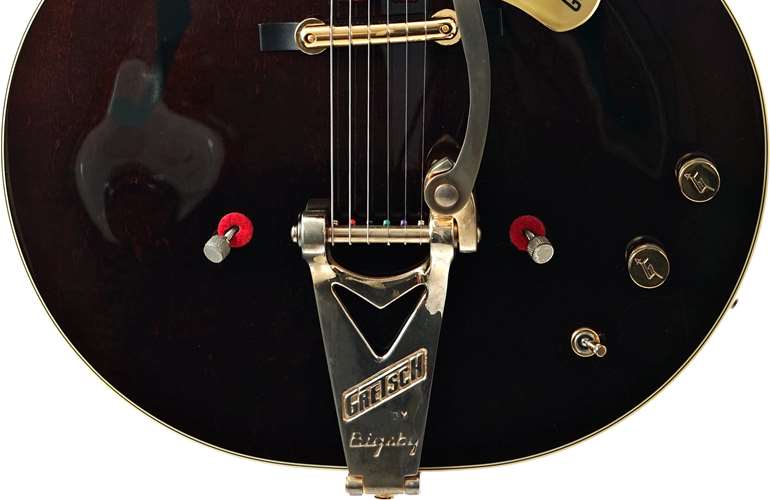 Gretsch 2020 G6122T-62 Country Gentleman Vintage Select Walnut Stain (Pre-Owned) Gretsch 2020 G6122T-62 Country Gentleman Vintage Select Walnut Stain (Pre-Owned)