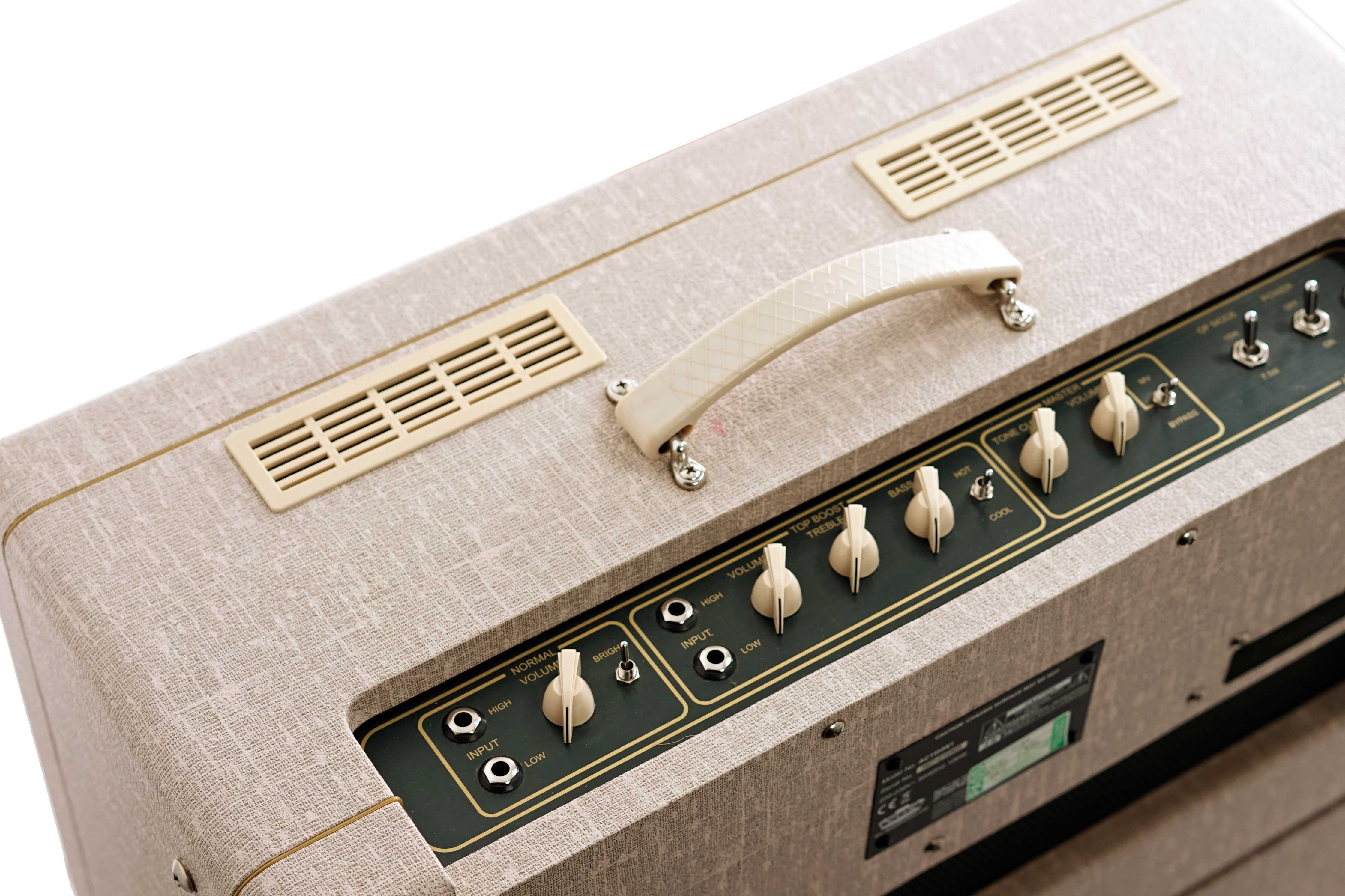 Vox AC15HW1 Handwired Combo Valve Amp (Pre-Owned)