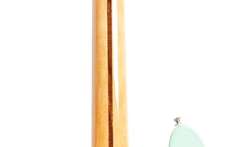 Fender 2023 Vintera II 70s Telecaster Bass Maple Fingerboard Surf Green (Pre-Owned) Fender 2023 Vintera II 70s Telecaster Bass Maple Fingerboard Surf Green (Pre-Owned)