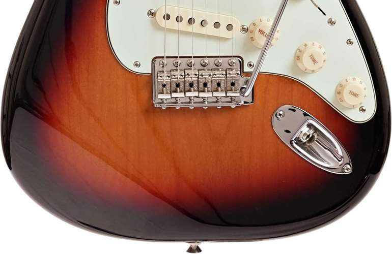 Fender 2022 Vintera 60s Stratocaster 3-Colour Sunburst Pau Ferro Fingerboard (Pre-Owned) Fender 2022 Vintera 60s Stratocaster 3-Colour Sunburst Pau Ferro Fingerboard (Pre-Owned)