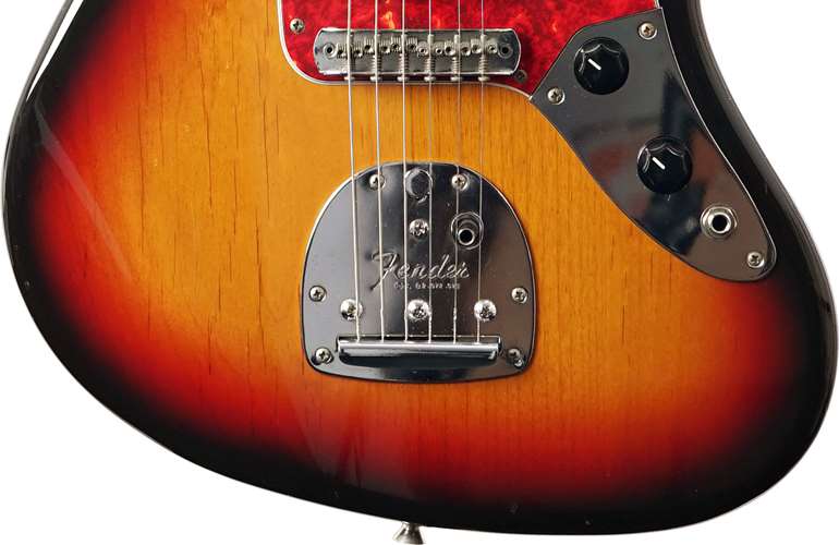 Fender Jaguar JG66 Reissue 3-Tone Sunburst Rosewood Fingerboard (Pre-Owned) Fender Jaguar JG66 Reissue 3-Tone Sunburst Rosewood Fingerboard (Pre-Owned)