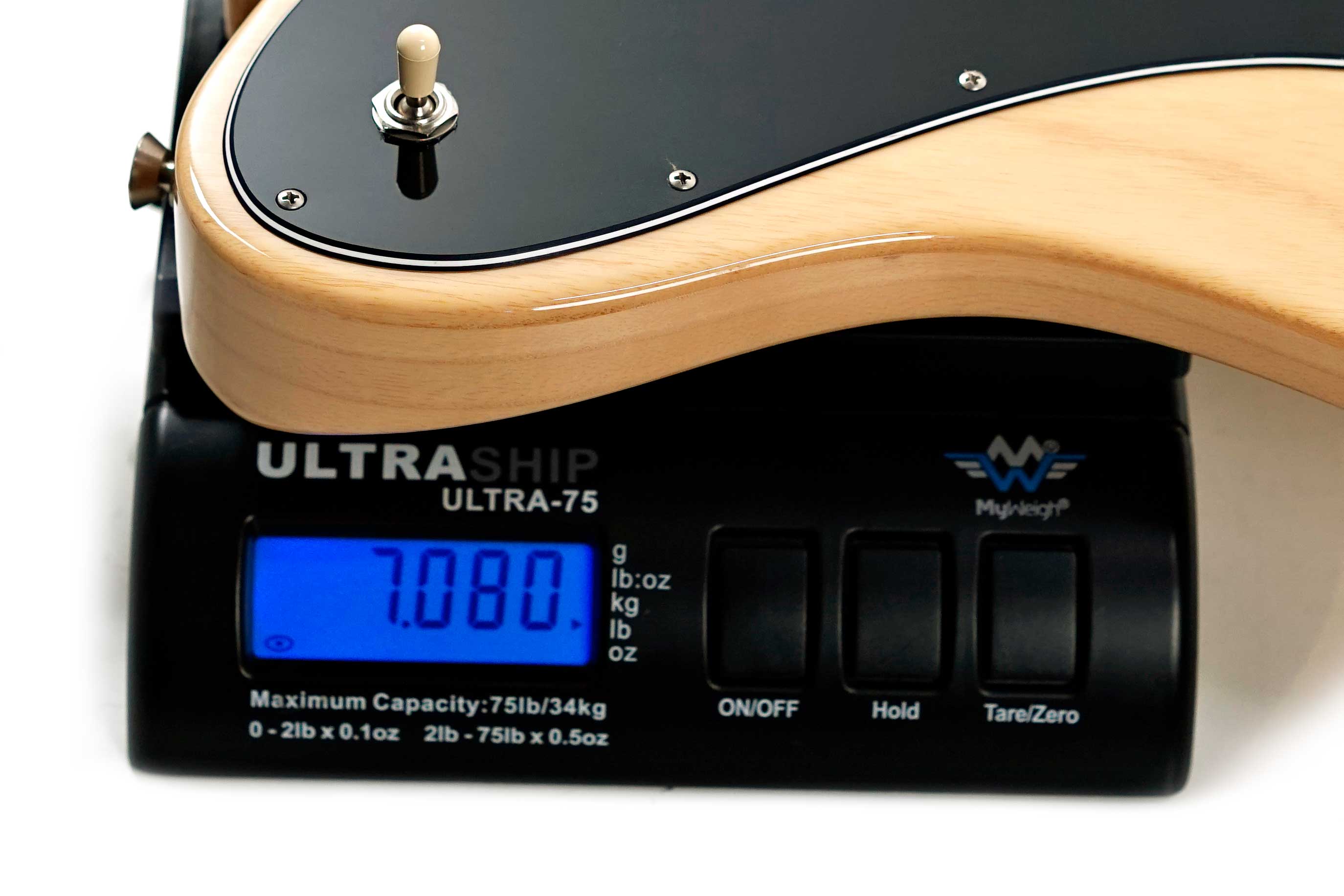 Fender 2018 American Professional Telecaster Deluxe Shawbucker Natural Ash Maple Fingerboard (Pre-Owned)