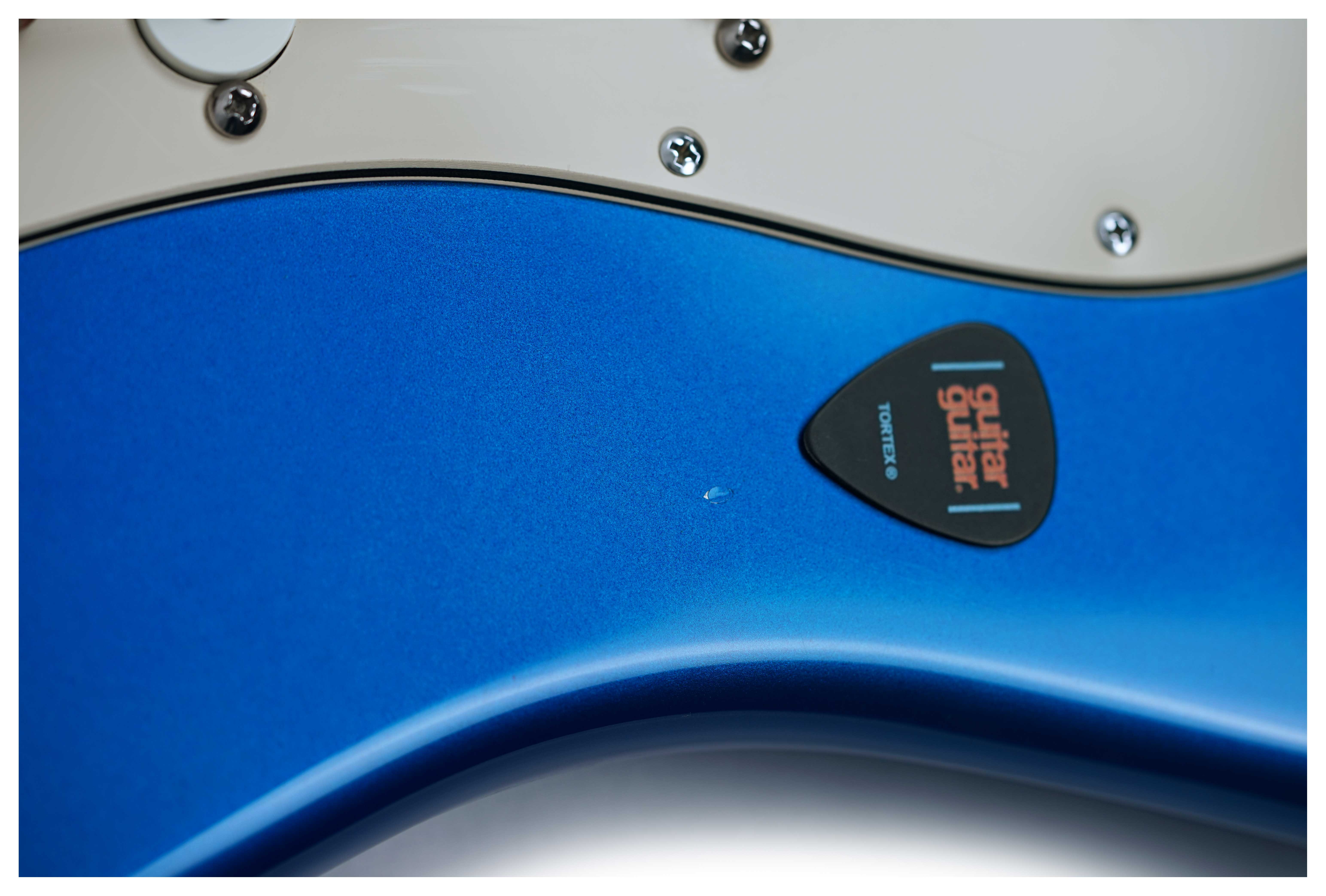 Fender 2002 American Stratocaster Chrome Blue Rosewood Fingerboard (Pre-Owned)